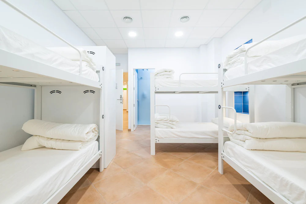 Benarraba Hostel