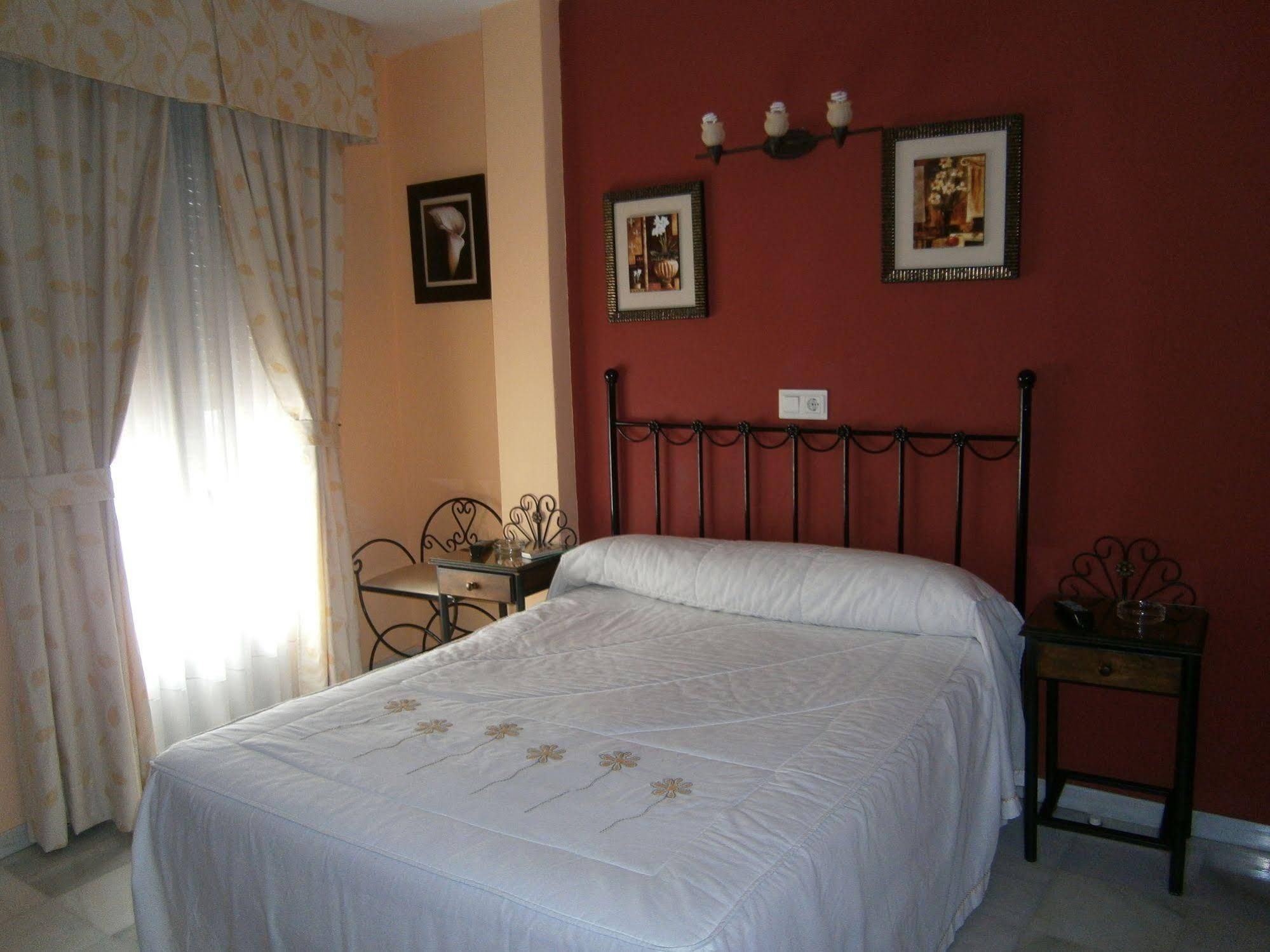 Hostal Almanzor
