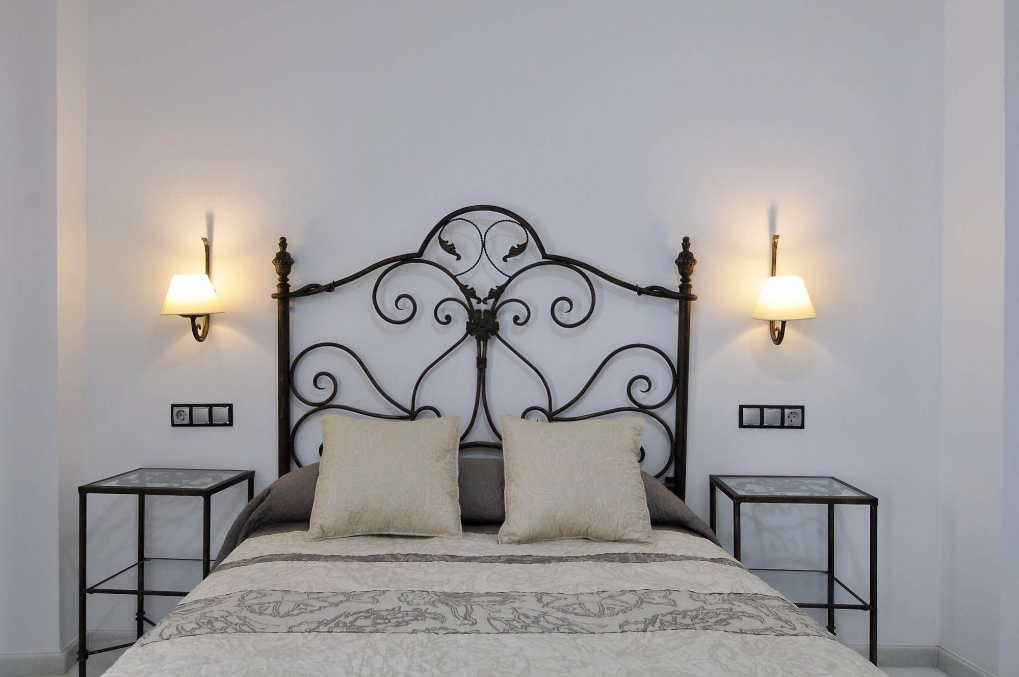 Hostal Almanzor
