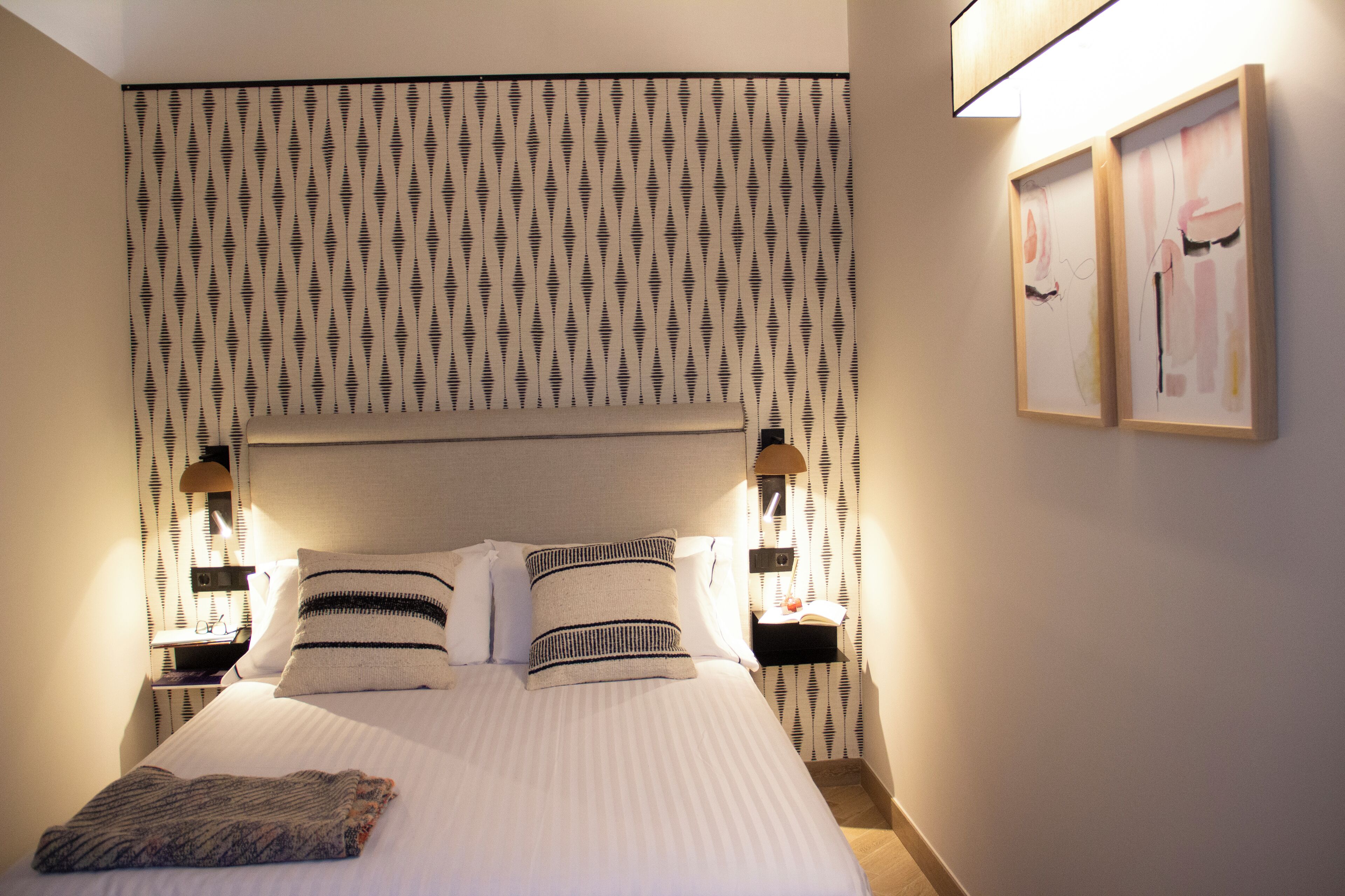 Puerta De La Ribera Suites