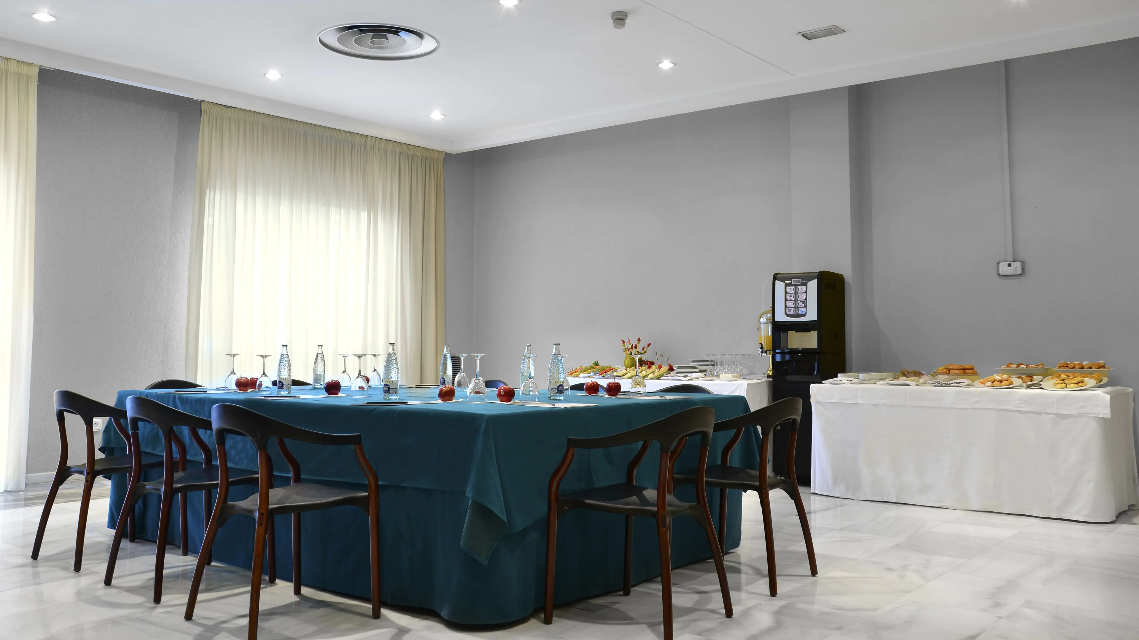 TRH La Motilla Business & Cultural Hotel