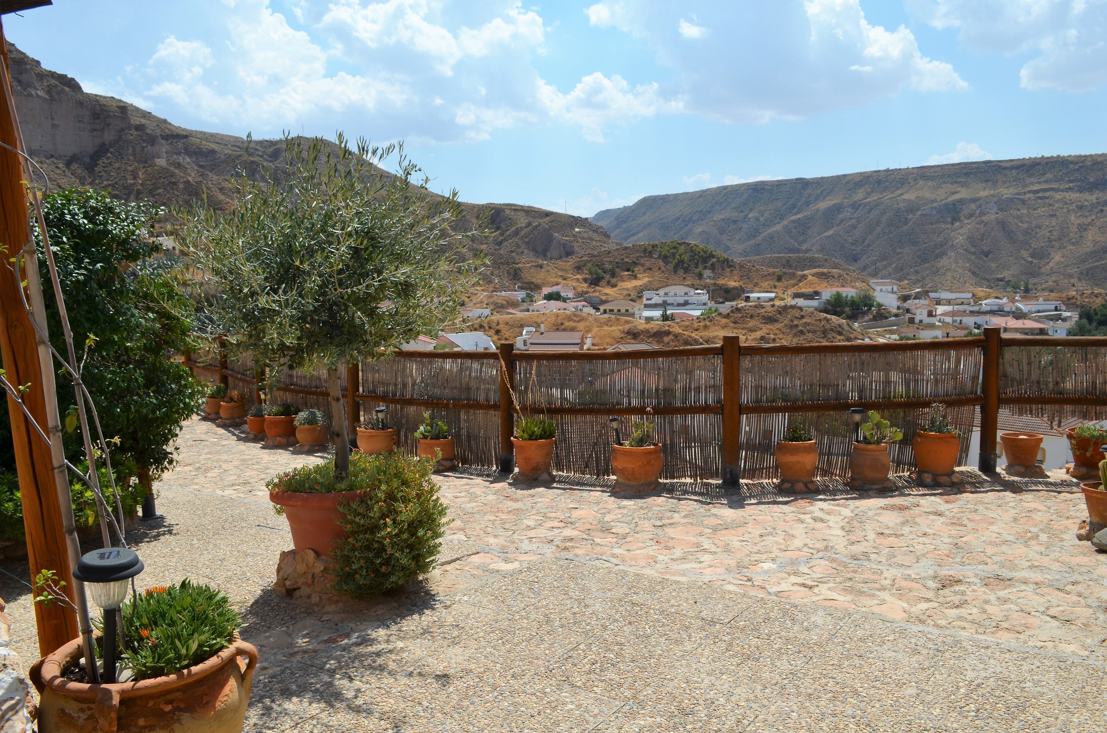 Cuevas Algarves De Gorafe