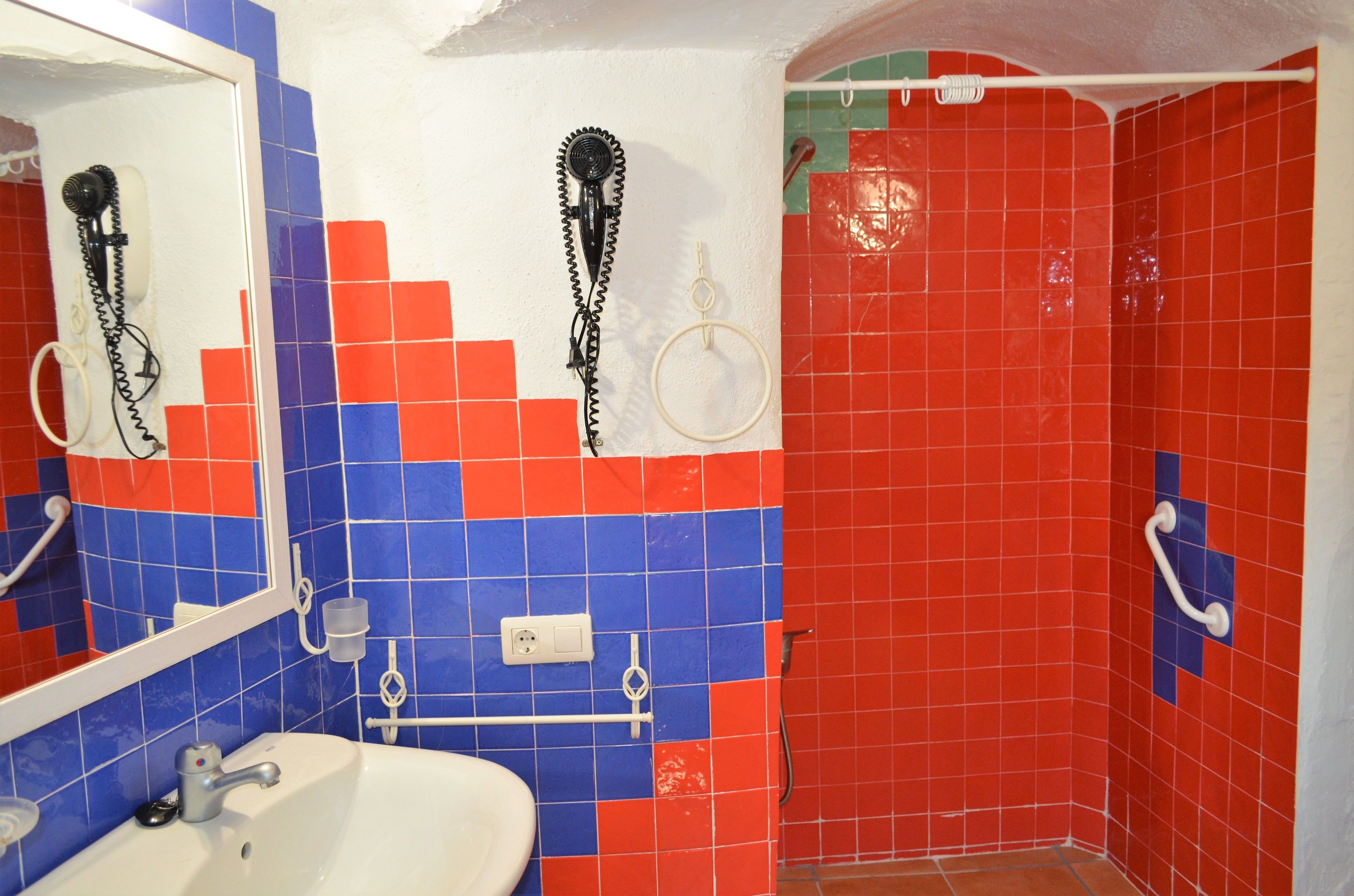 Cuevas Algarves De Gorafe