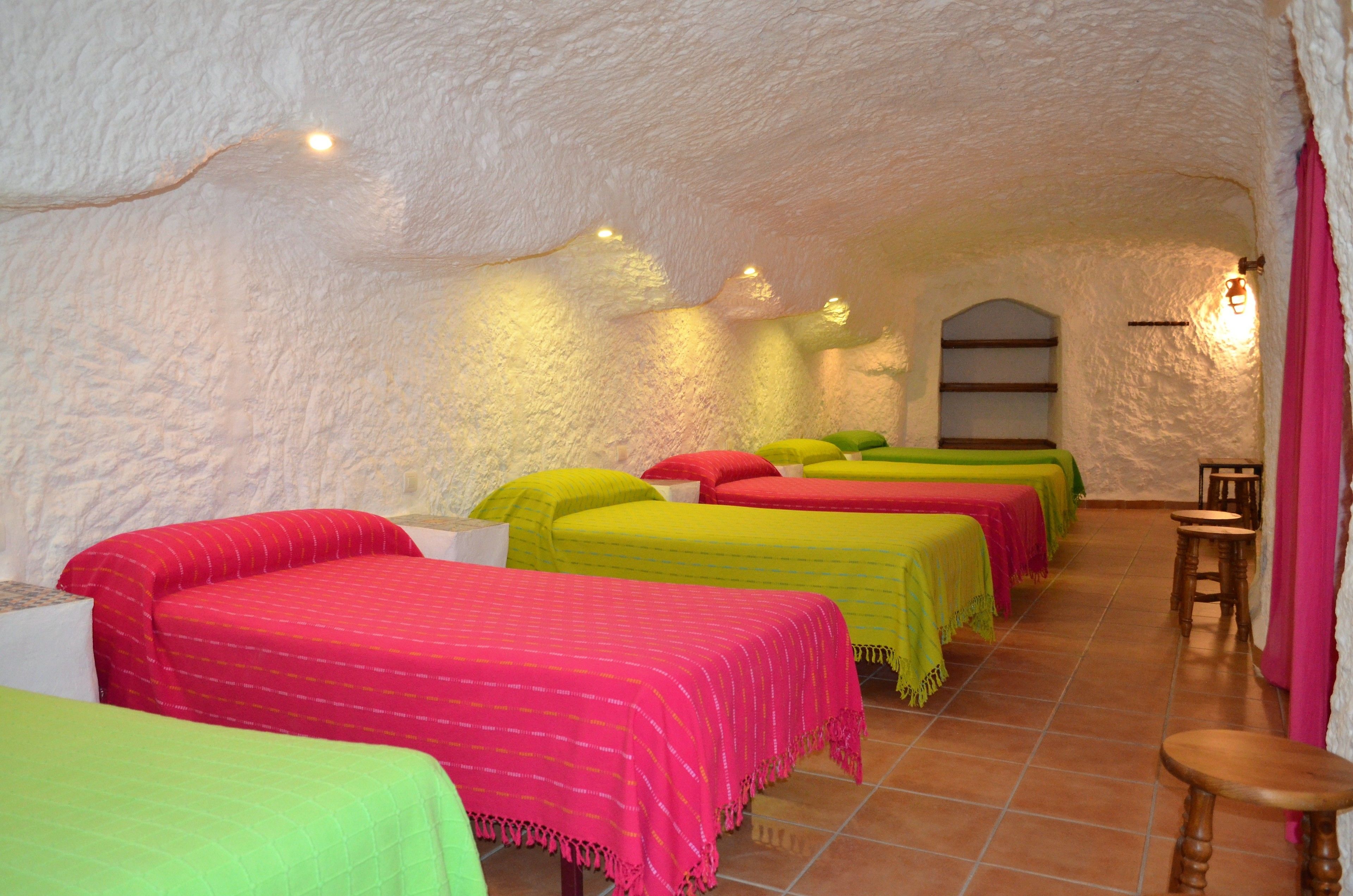 Cuevas Algarves De Gorafe