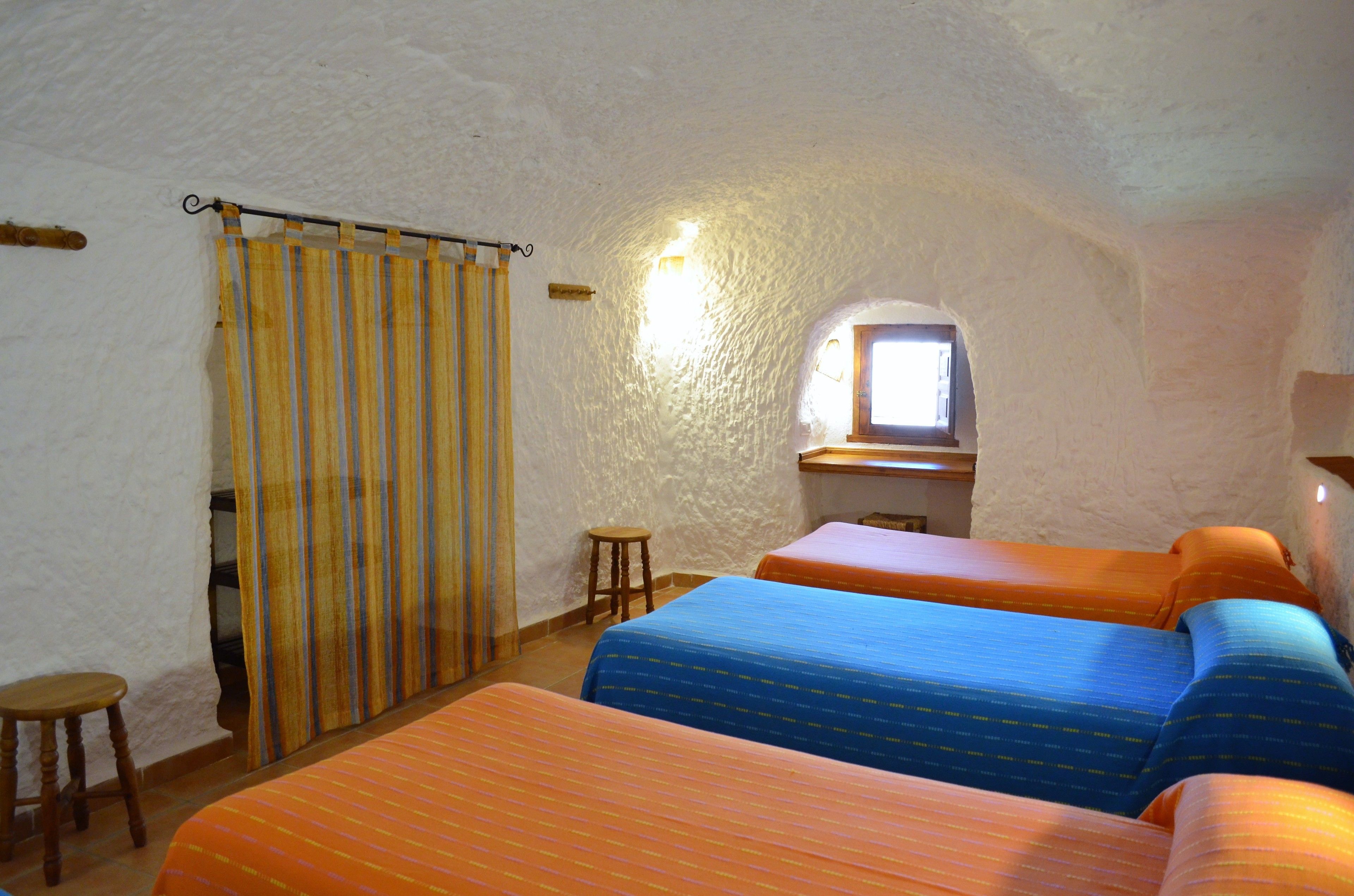 Cuevas Algarves De Gorafe