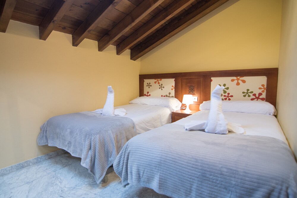 Apartamentos Mercader de Sedas