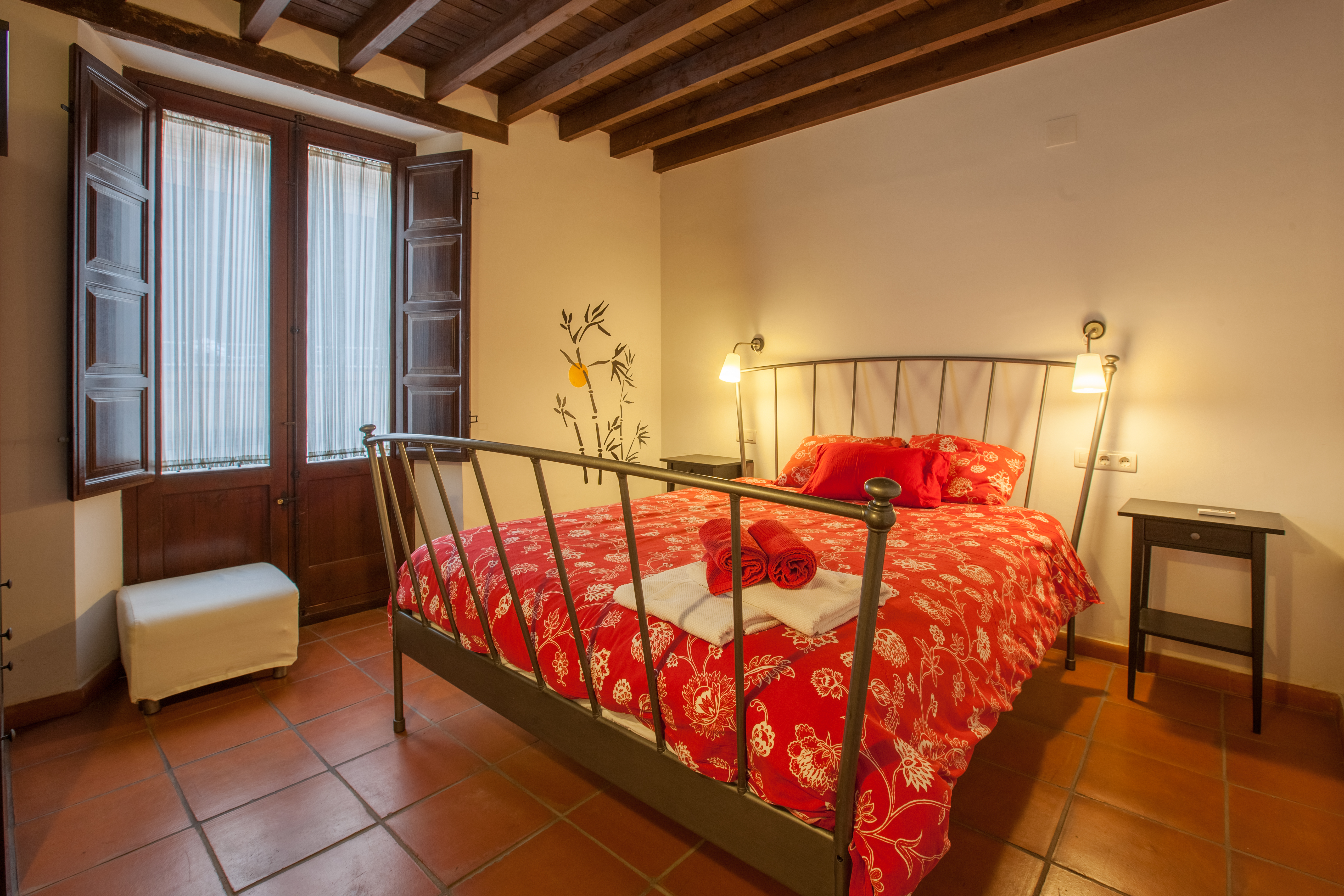 Casa Montalbán Apartamentos