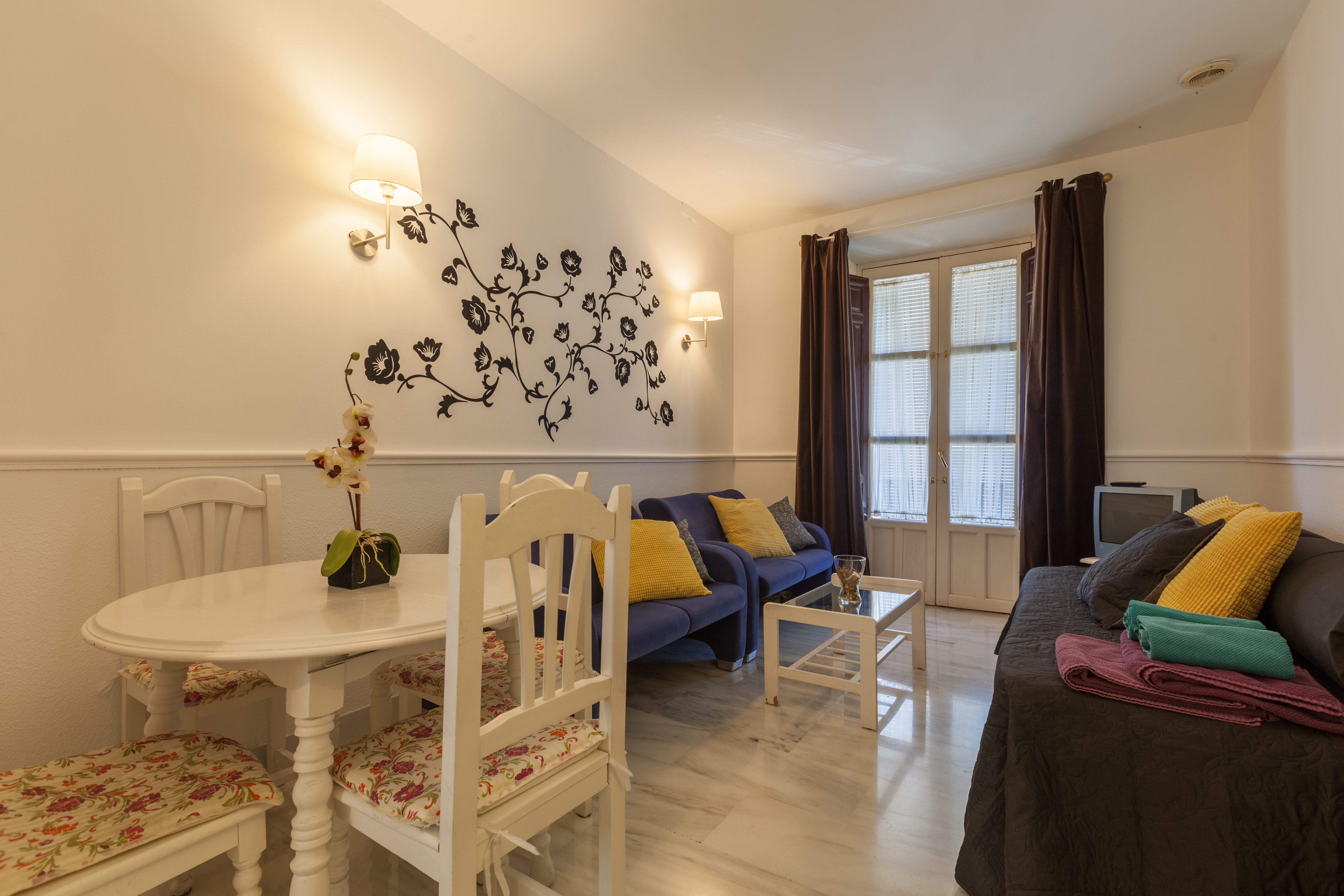Casa Montalbán Apartamentos