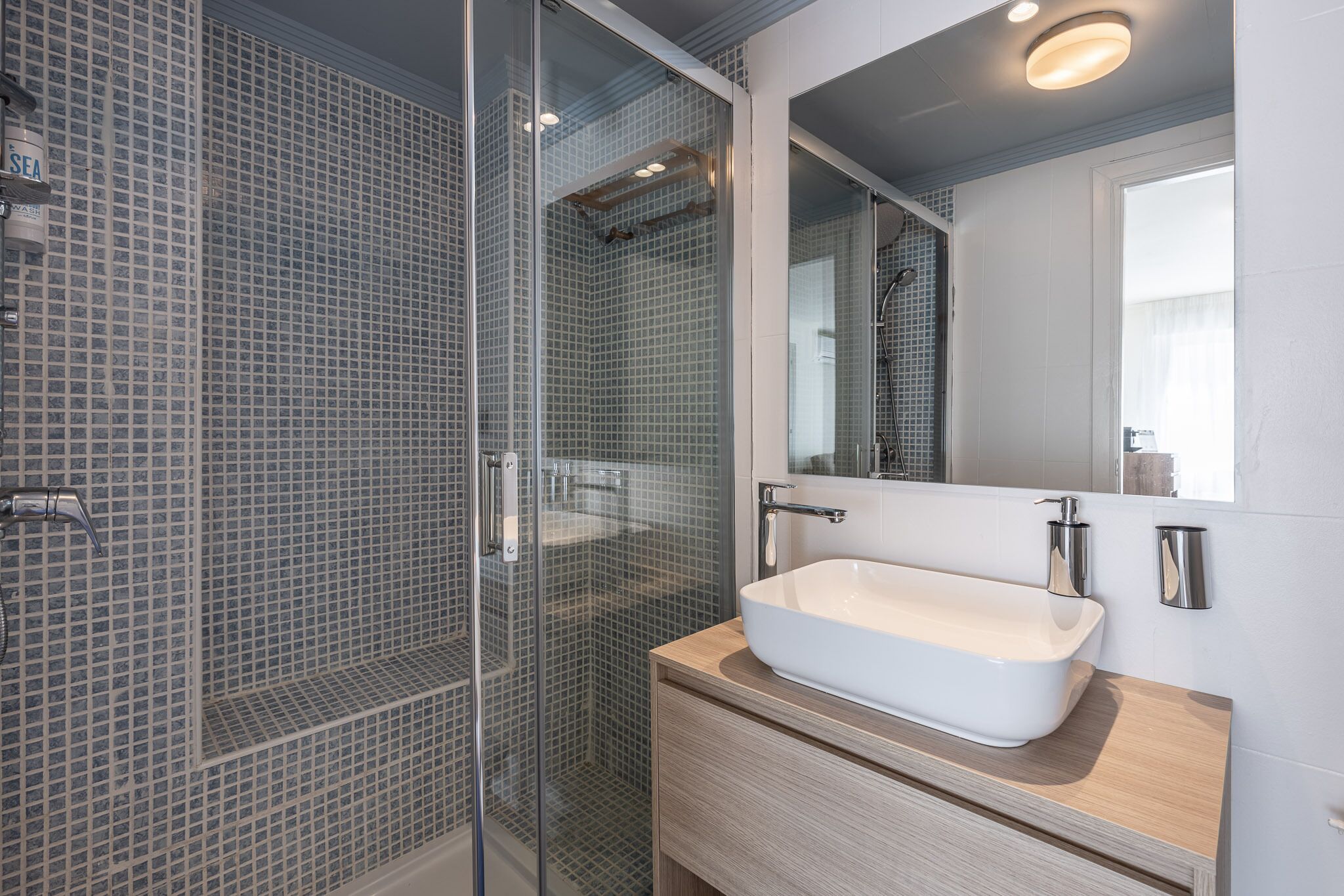 Olala Granada Suites