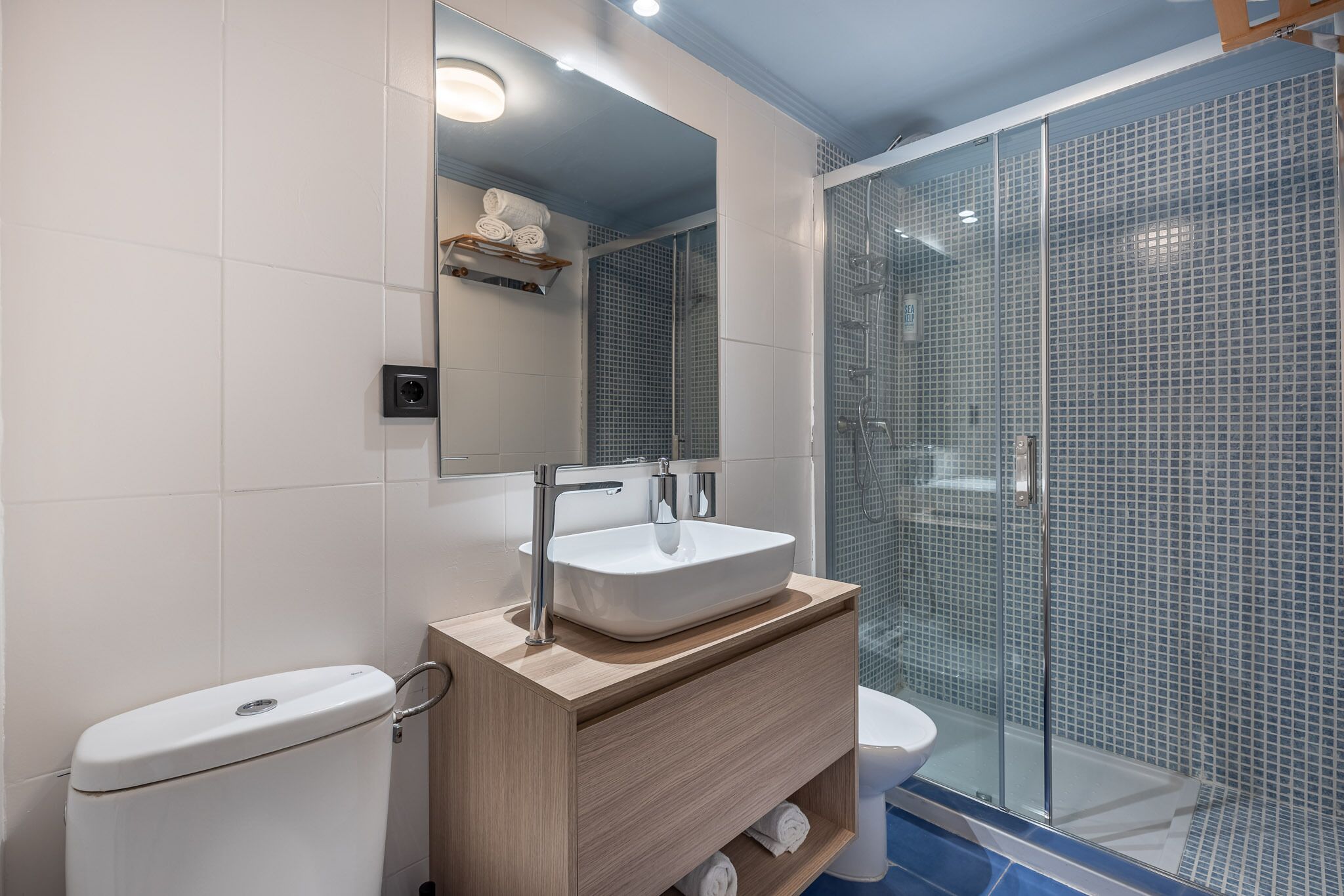 Olala Granada Suites