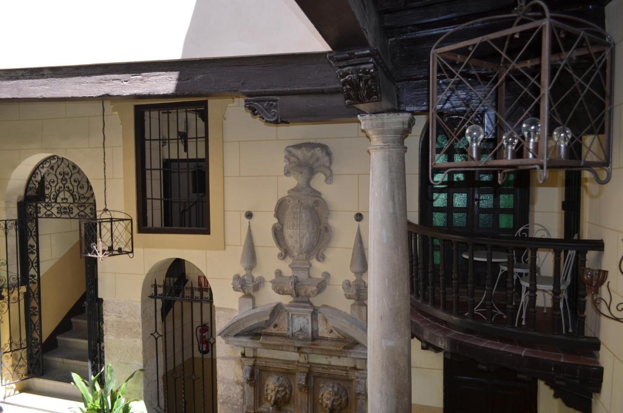 Palacio Mariana Pineda Hotel - MUSEO S.XVII