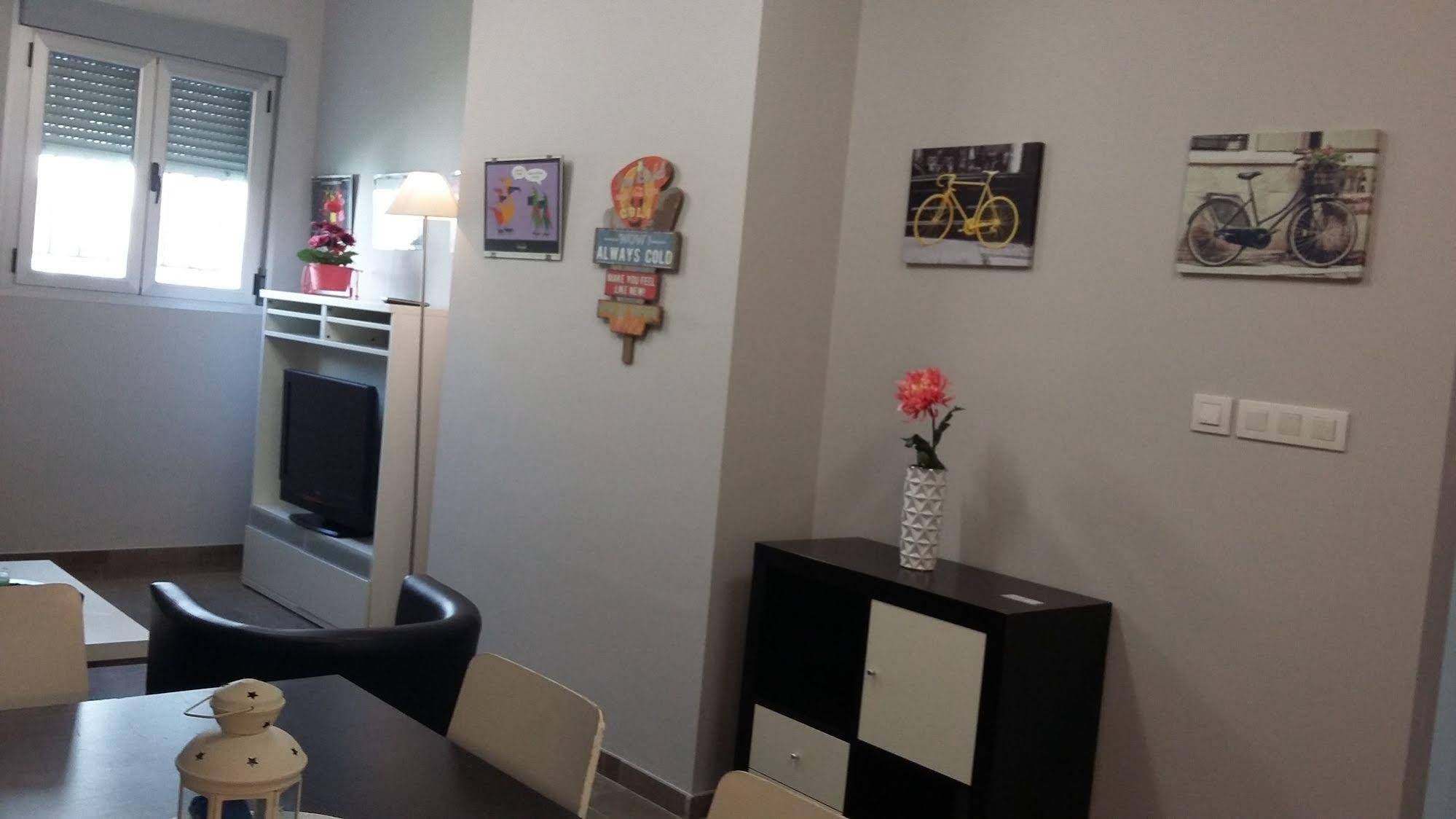 Turisticos Costa Azul Granada Apartments