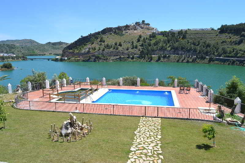 Caserío de Iznájar