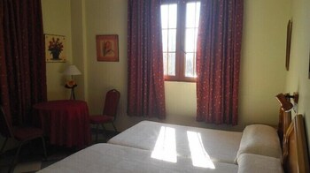 Hotel Restaurante Montserrat