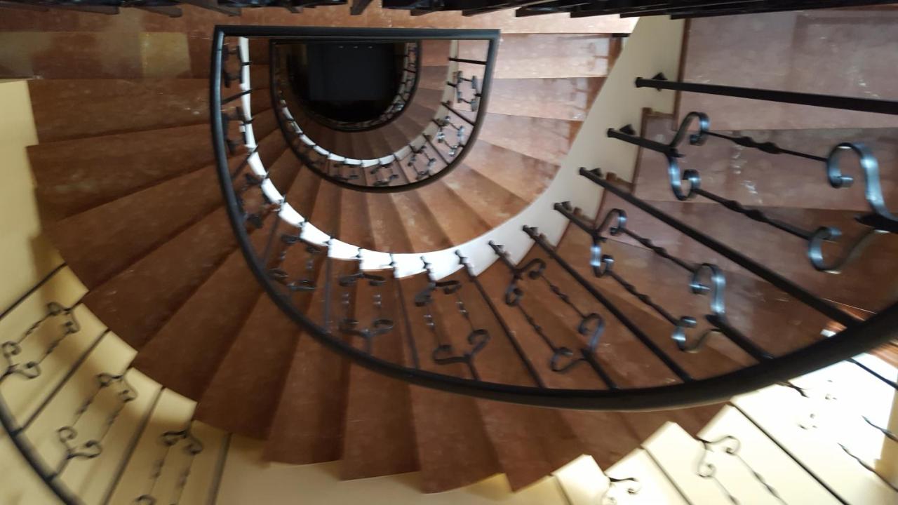 Hotel San Cayetano