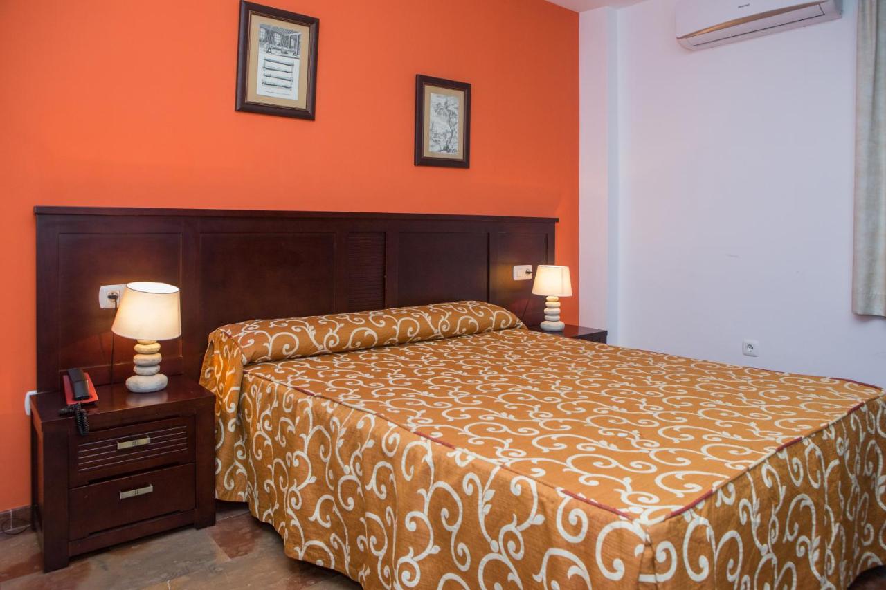 Hotel San Cayetano
