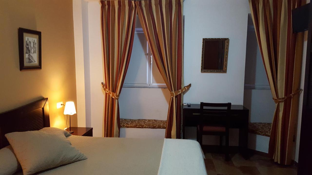 Hotel San Cayetano