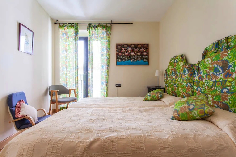 Alcazar Santa Cruz Pool Villa