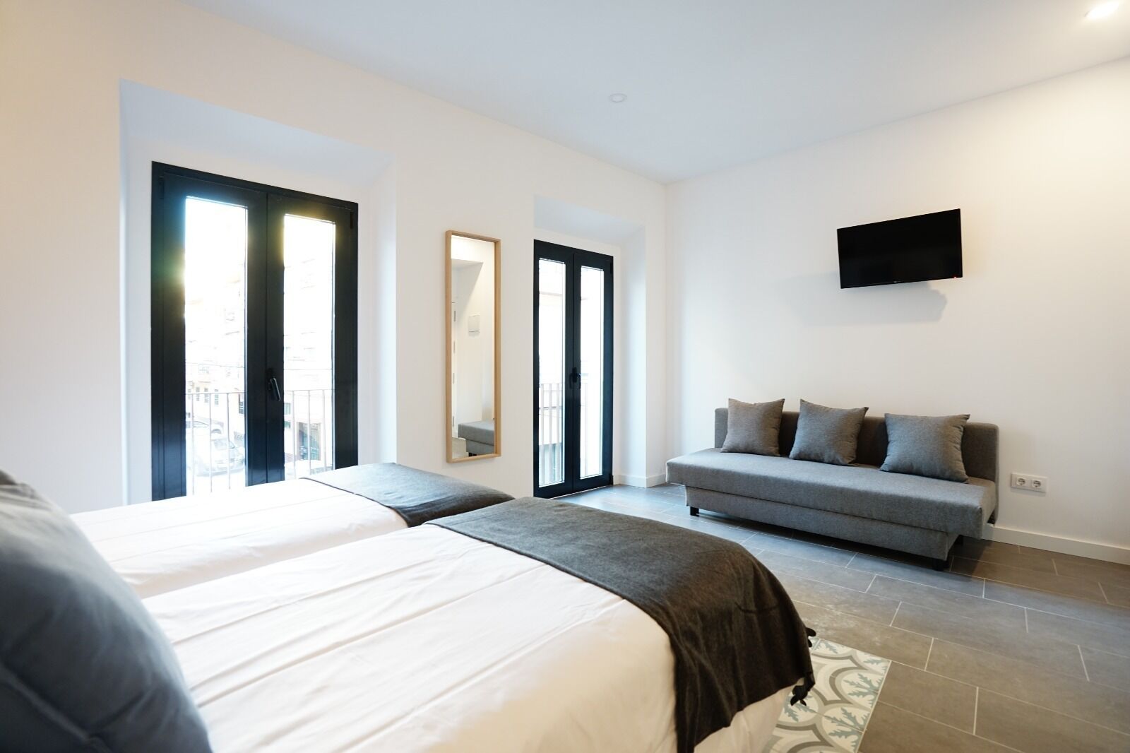Dolium Apartments