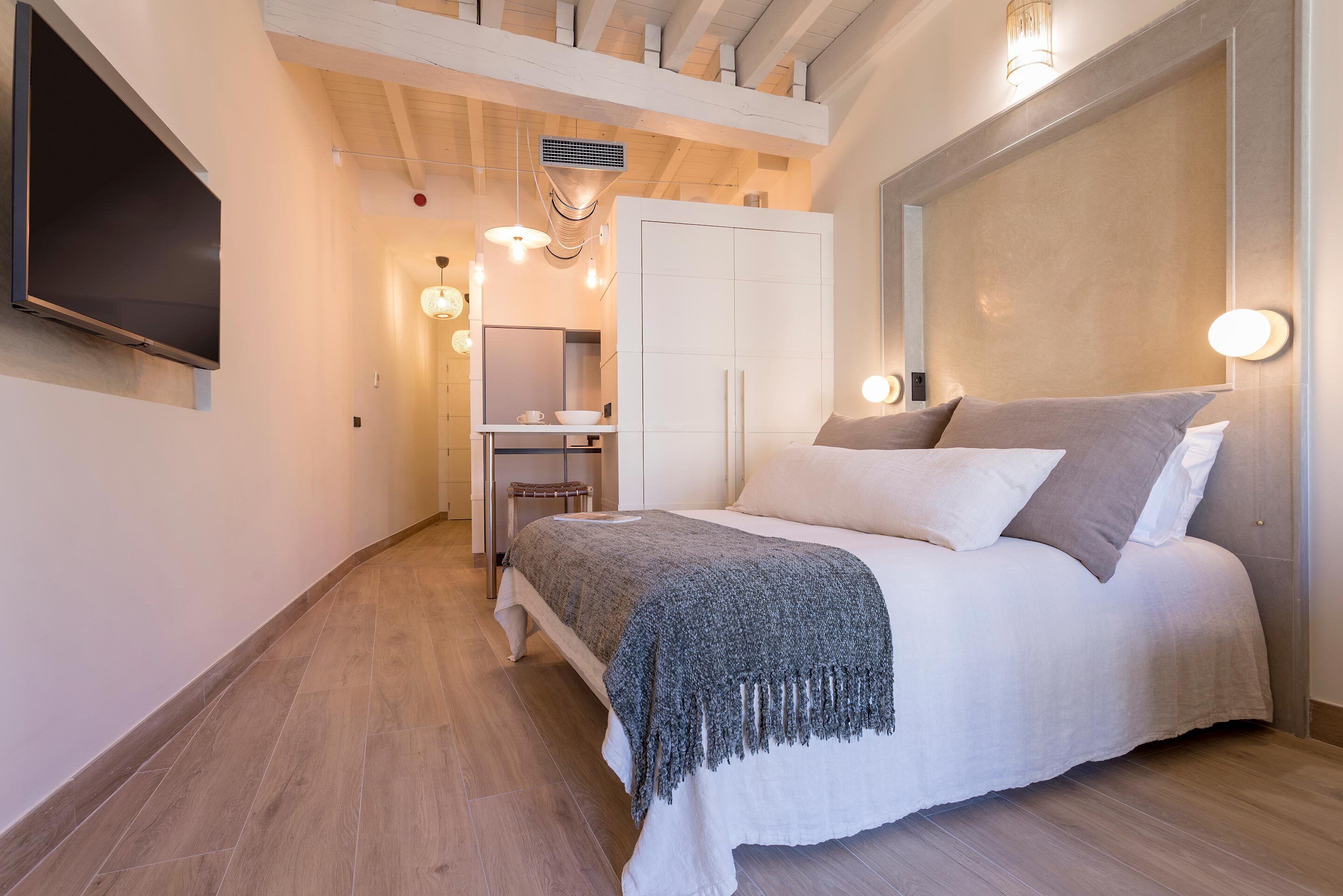 Genteel Home San Francisco Suites