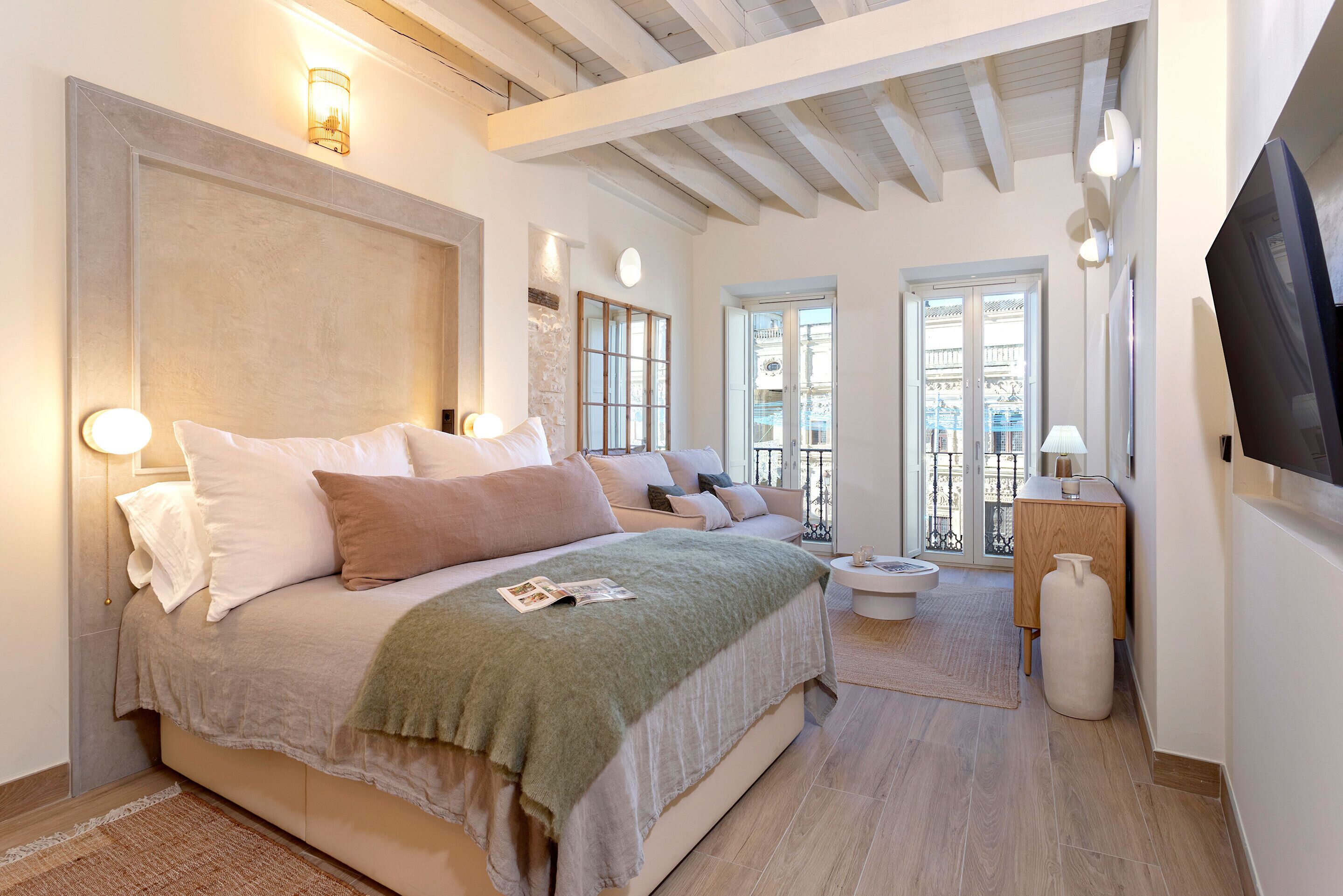 Genteel Home San Francisco Suites