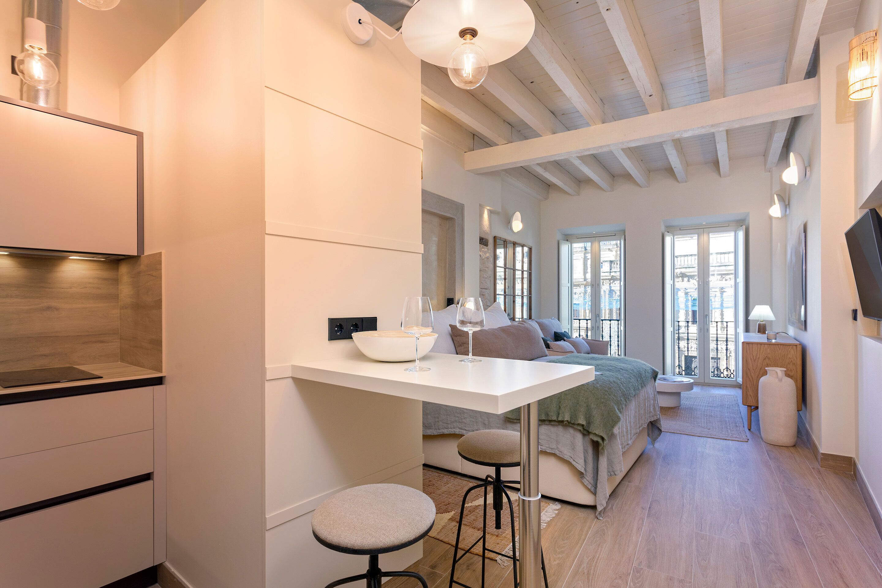 Genteel Home San Francisco Suites