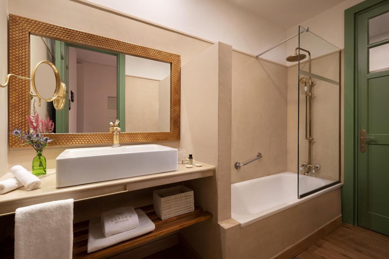Los Seises Sevilla, a Tribute Portfolio Hotel
