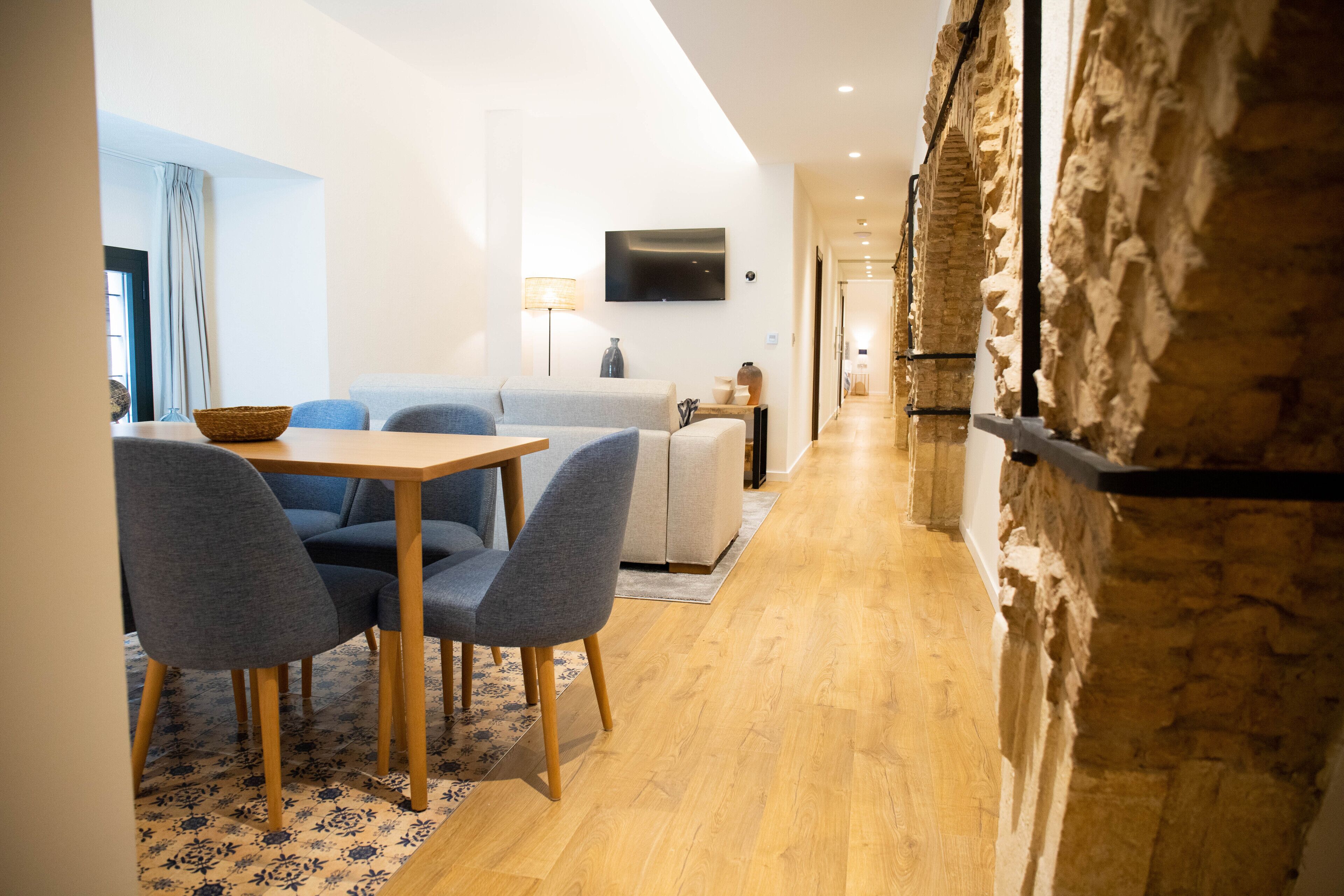 nQn Aparts & Suites Sevilla