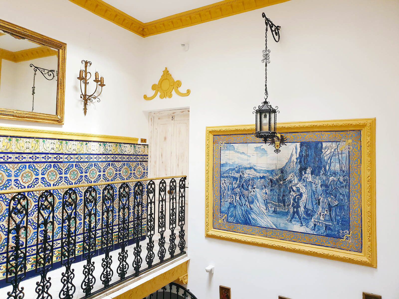 Palace House Hercules 92