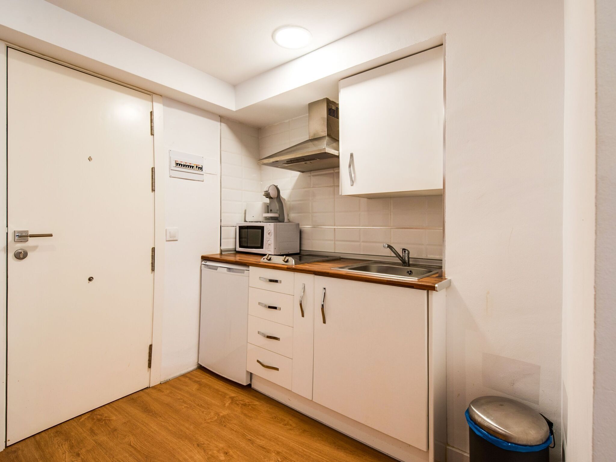 Radiant Holiday Home