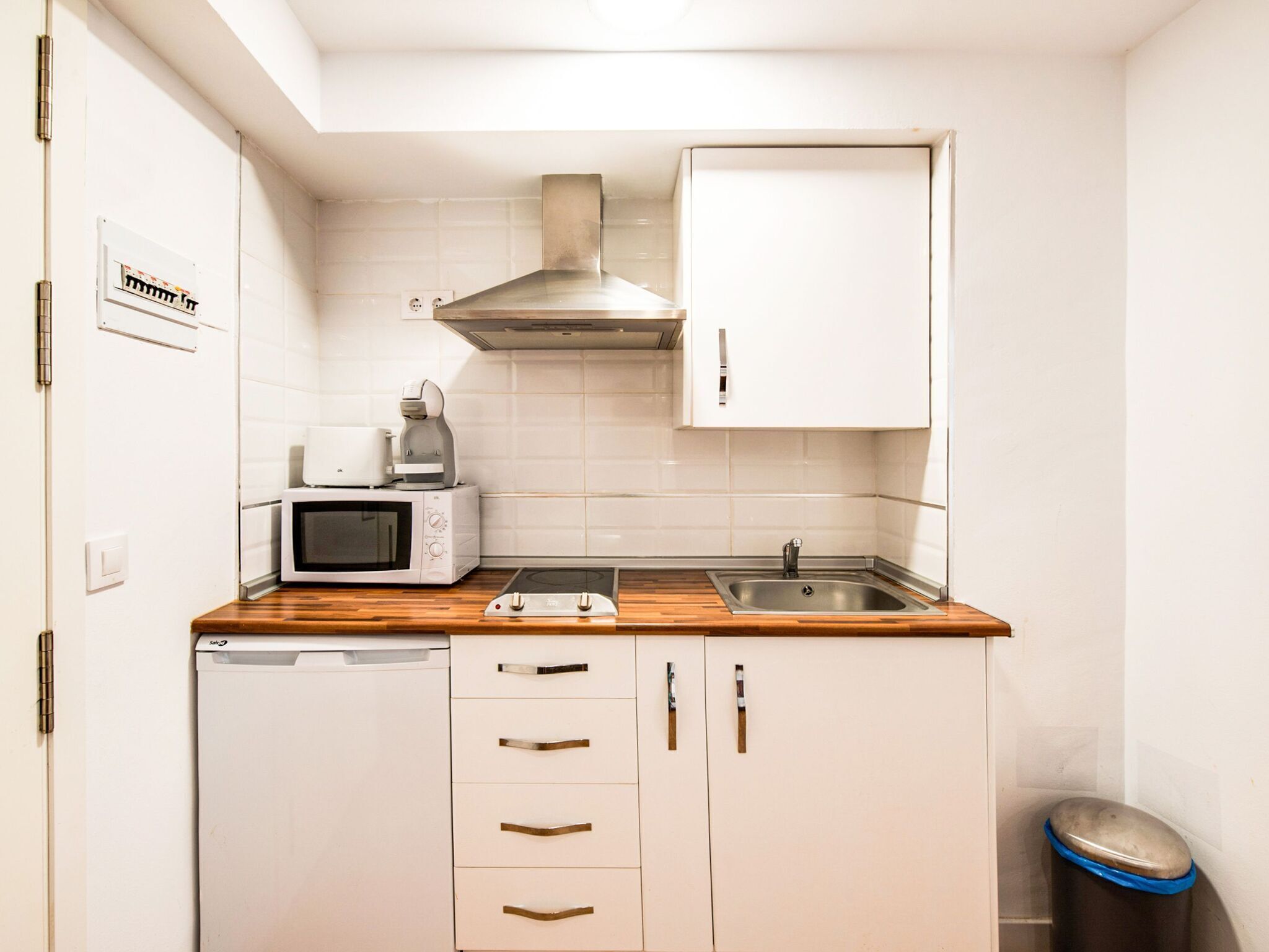 Radiant Holiday Home