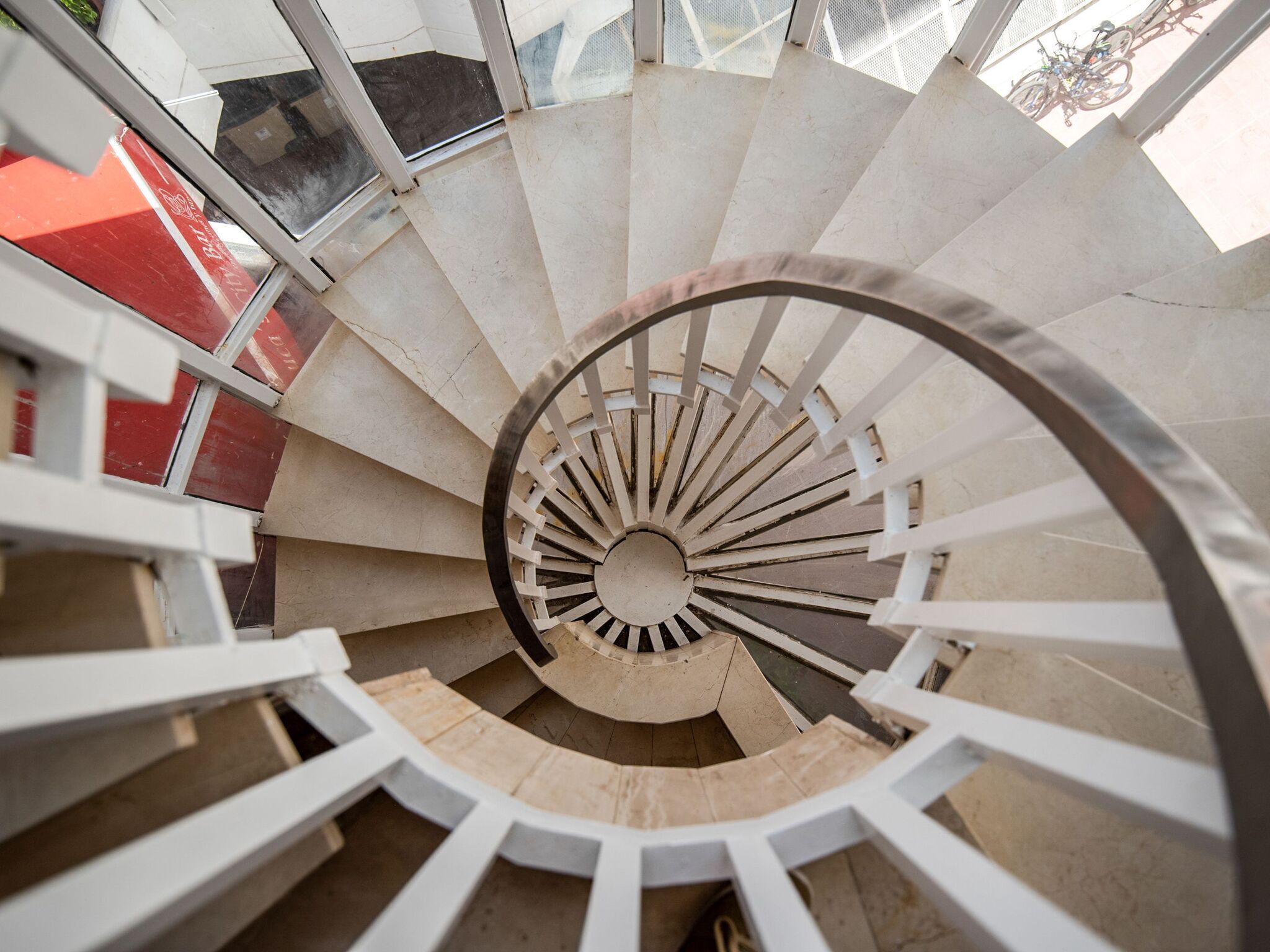 Radiant Holiday Home