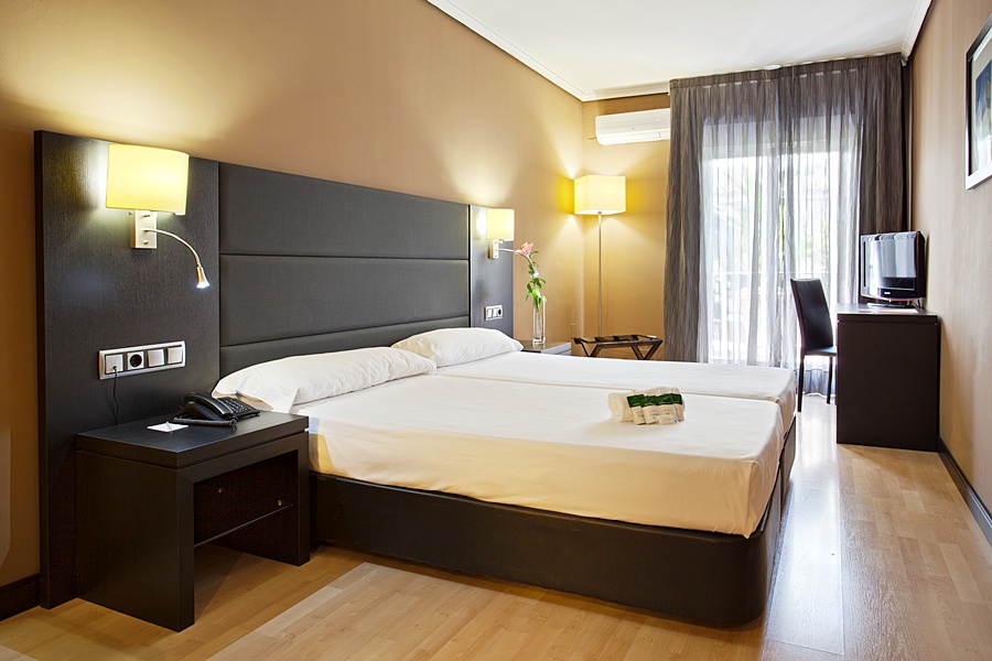 Virgen de los Reyes Affiliated by Senator