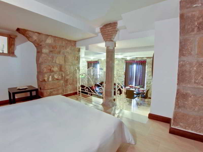 Apartamentos Fuente Redonda