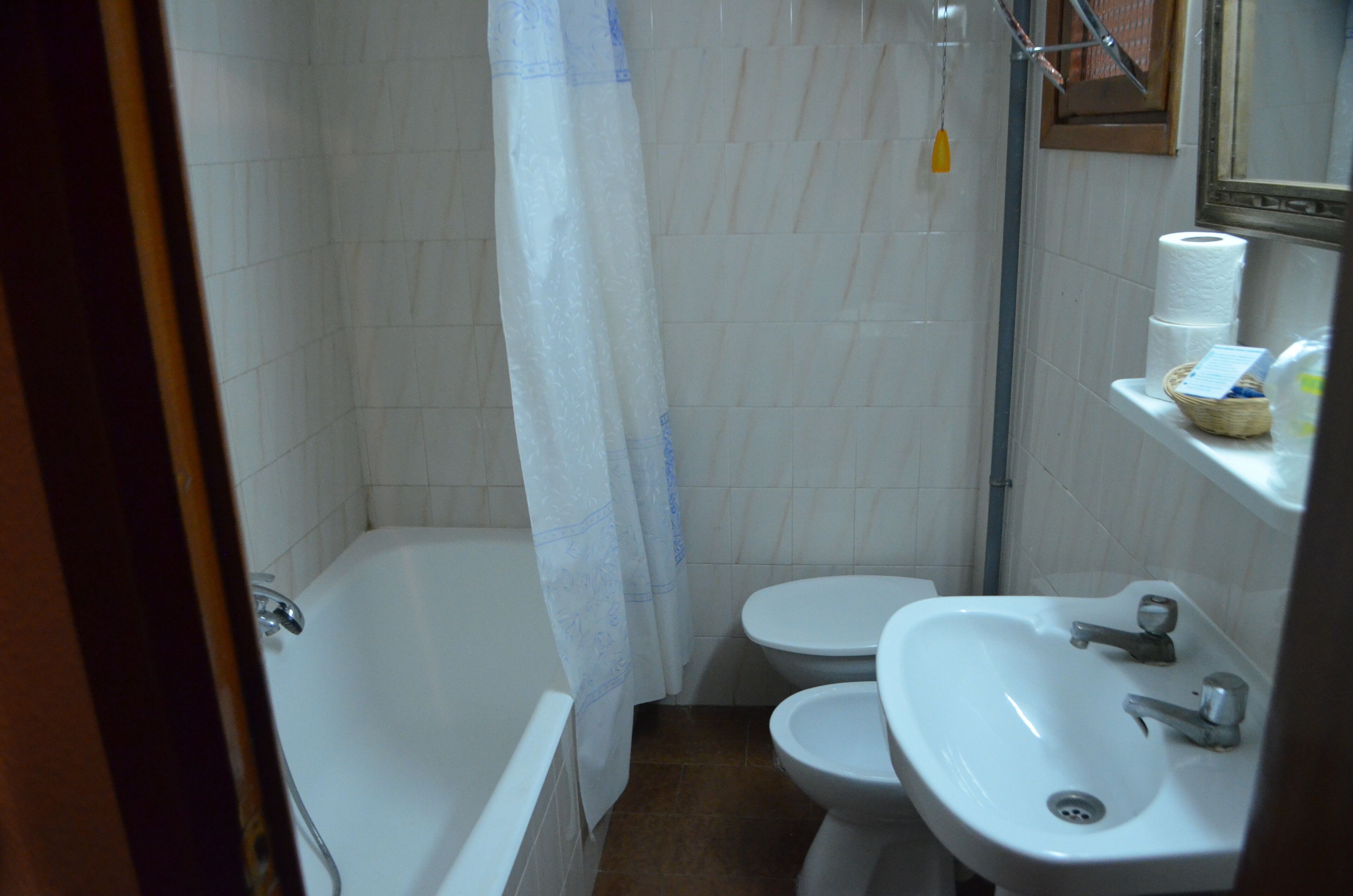 Hostal Escucha