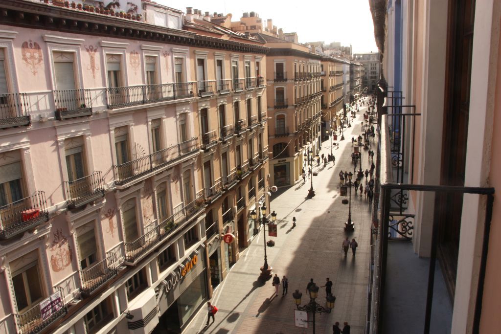 Dos Torres Pilar Suites