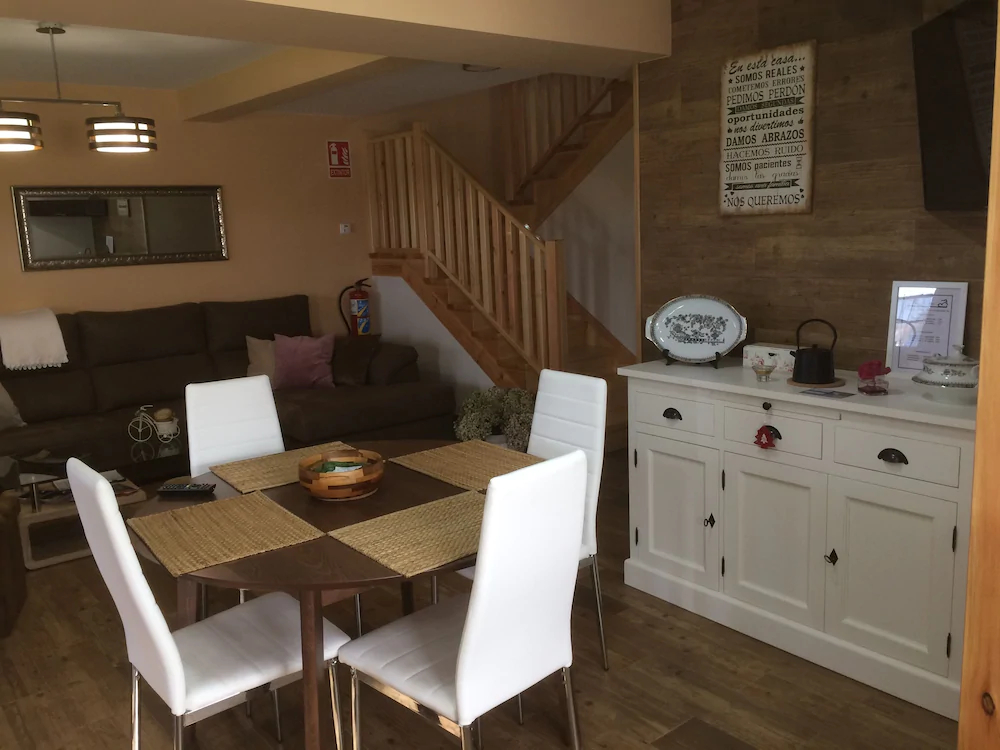 Apartamentos La Llastra de Garaña