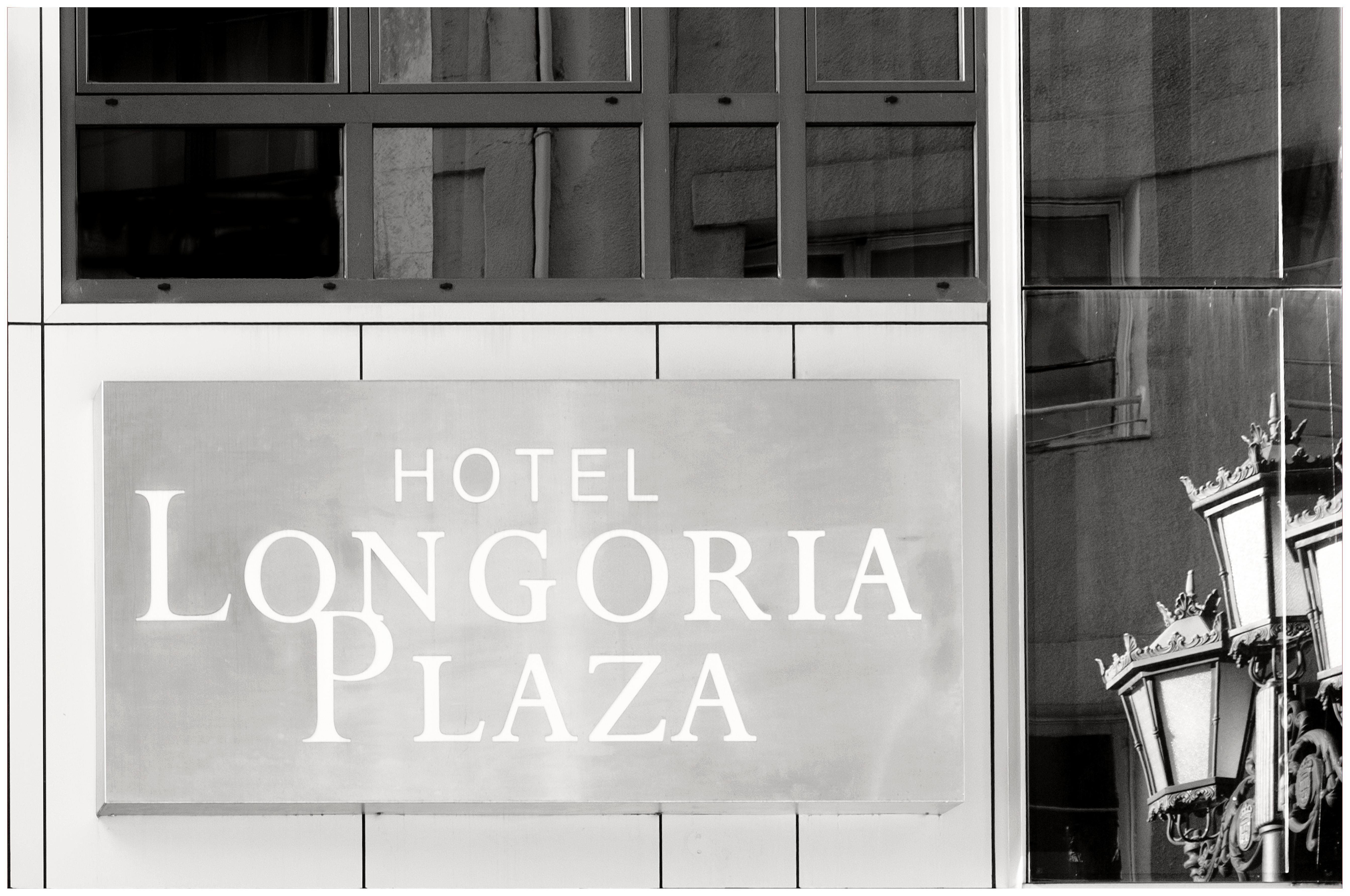 Duerming Longoria Plaza Hotel