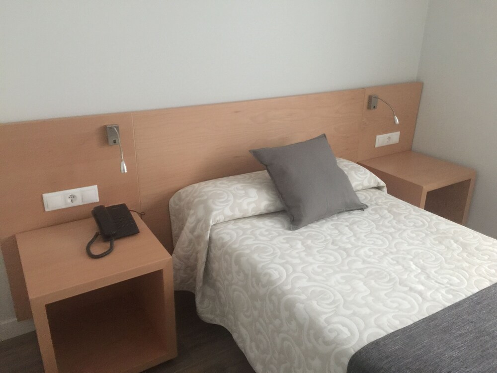 Hostal Alda Alborán Rooms