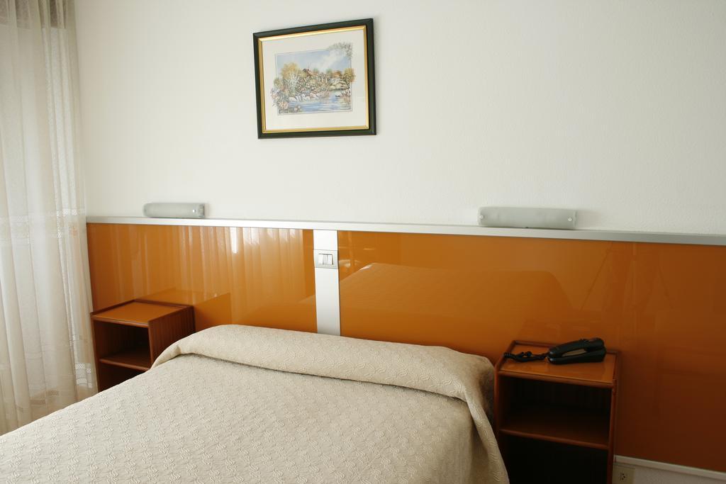 Hostal Liste