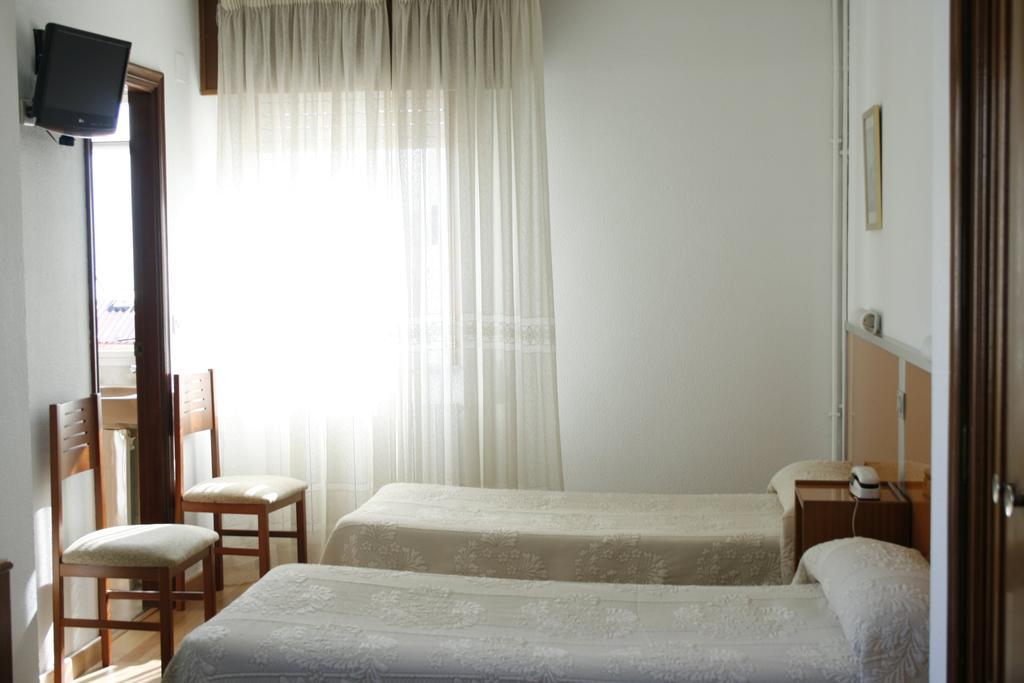 Hostal Liste