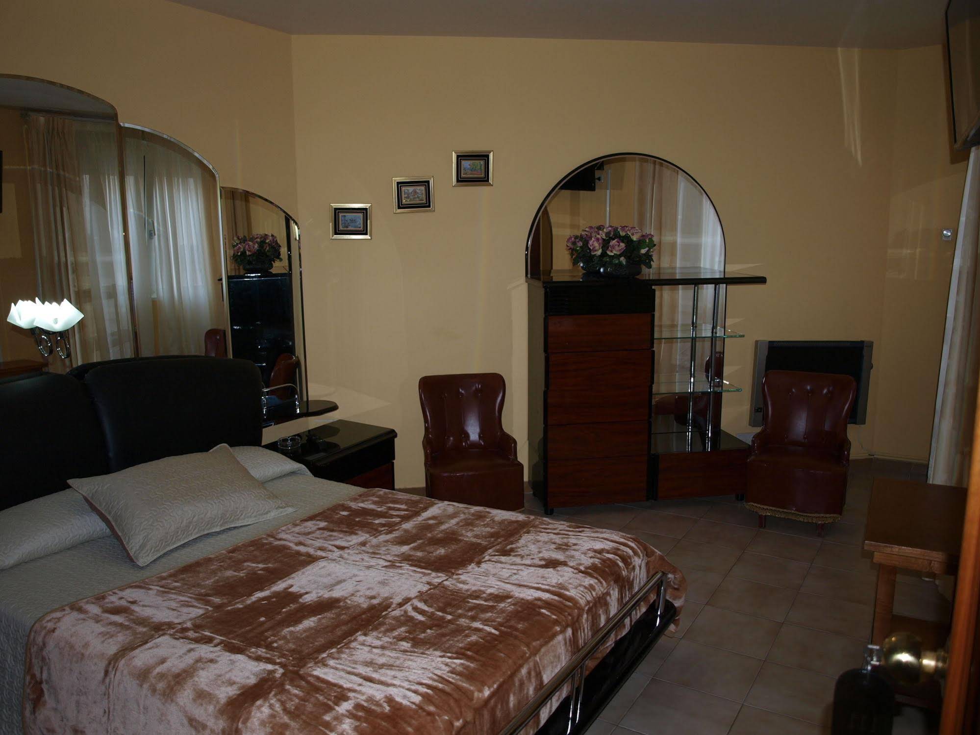 Hotel Francisco Javier