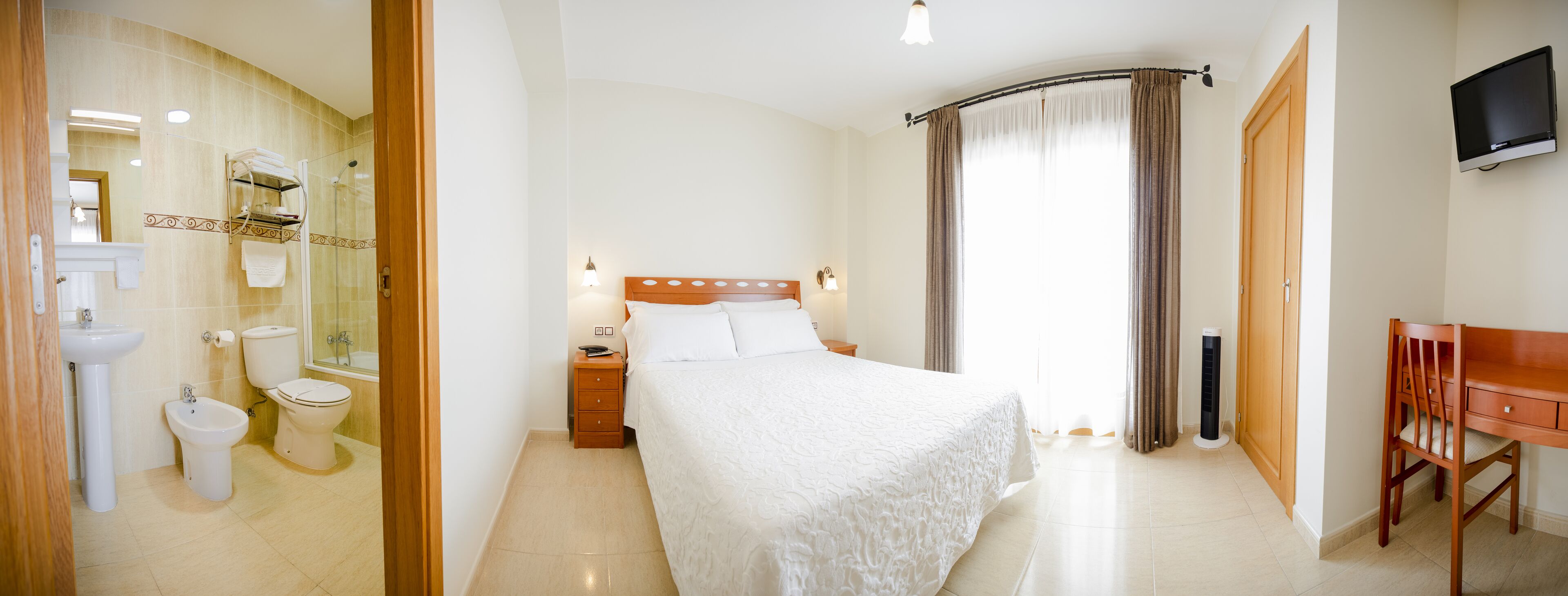 Hotel Arce