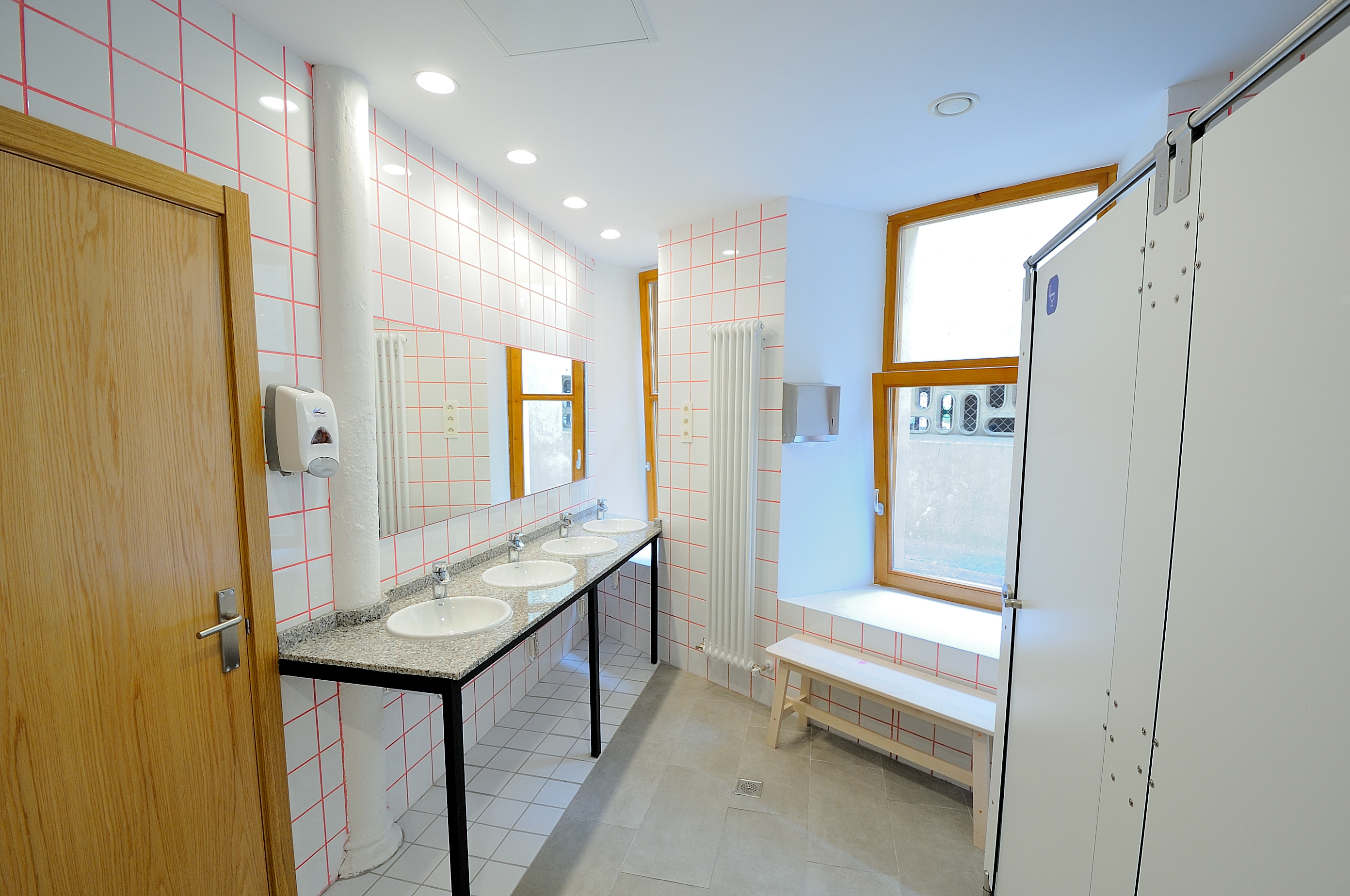 Bcool Bilbao Hostel
