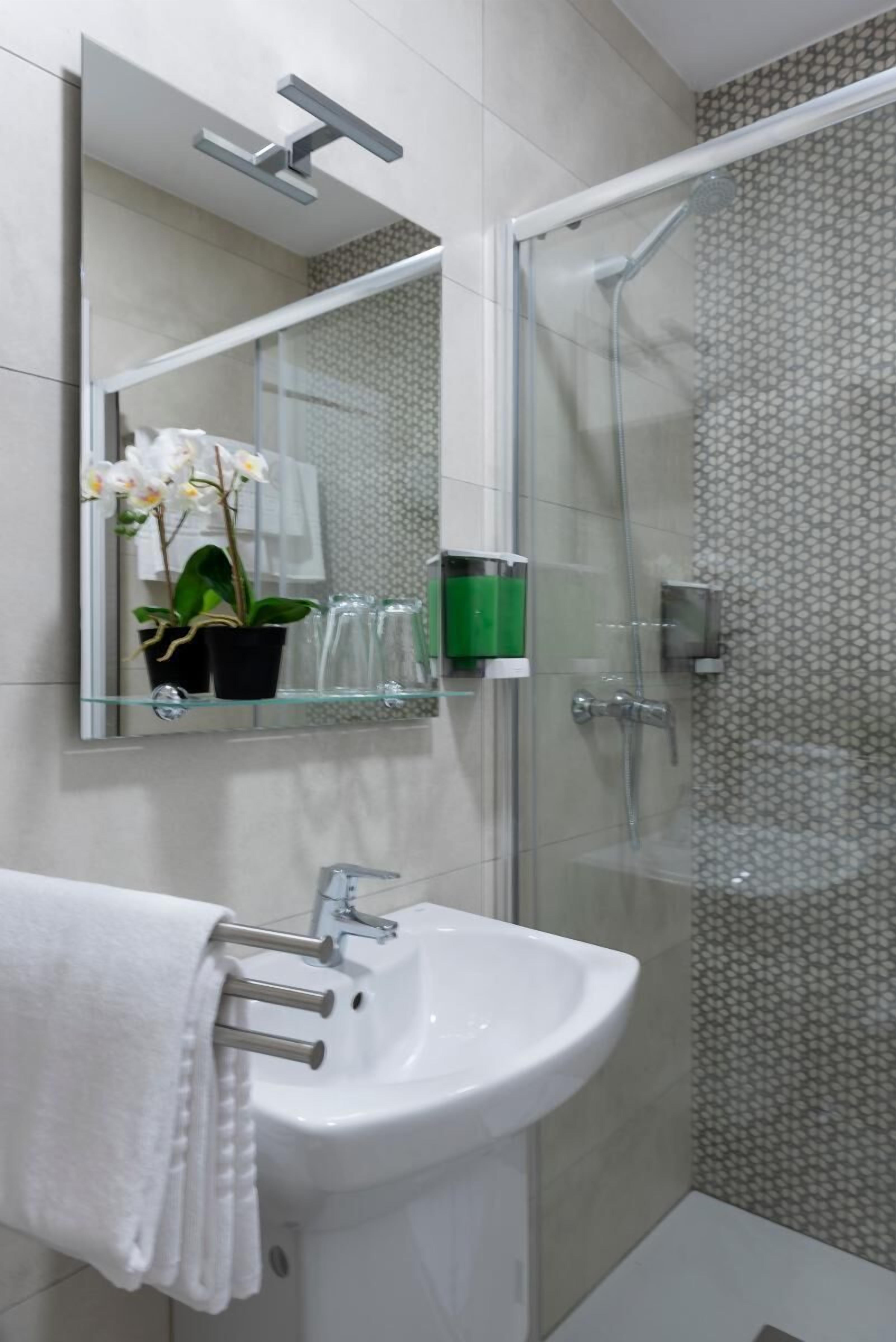 Bilbao Rooms & Kitchen Zorroza
