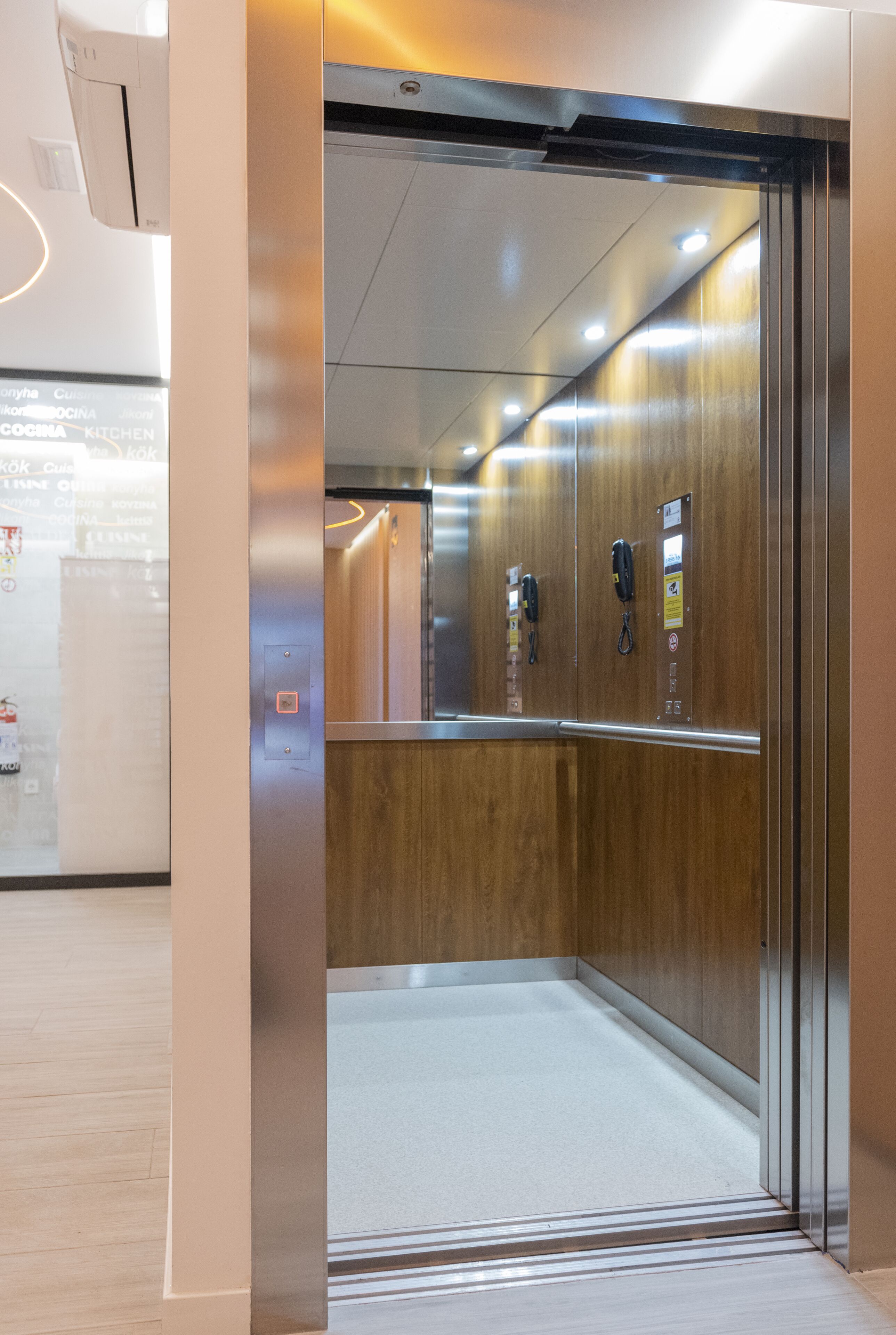 Bilbao Rooms & Kitchen Zorroza