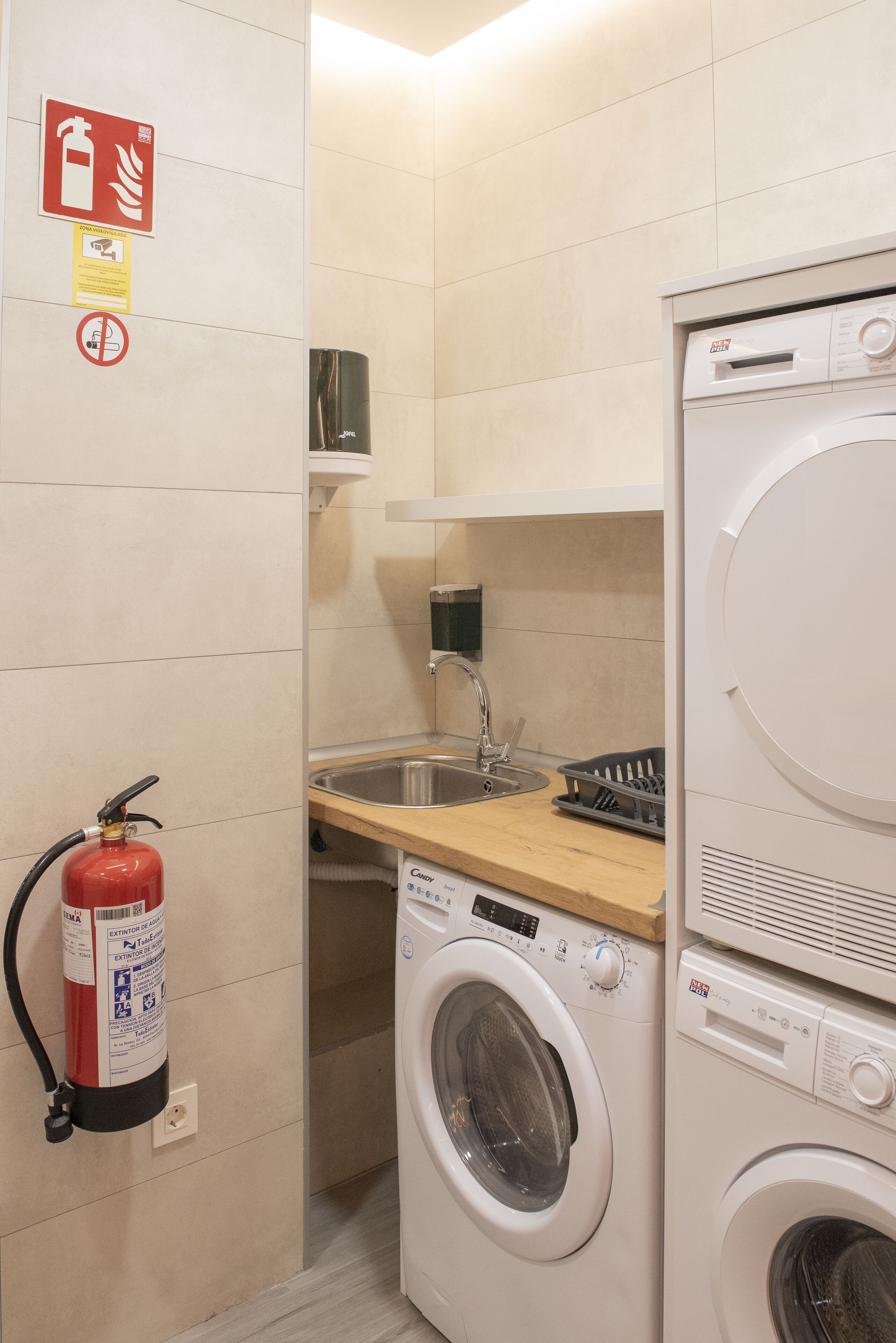 Bilbao Rooms & Kitchen Zorroza