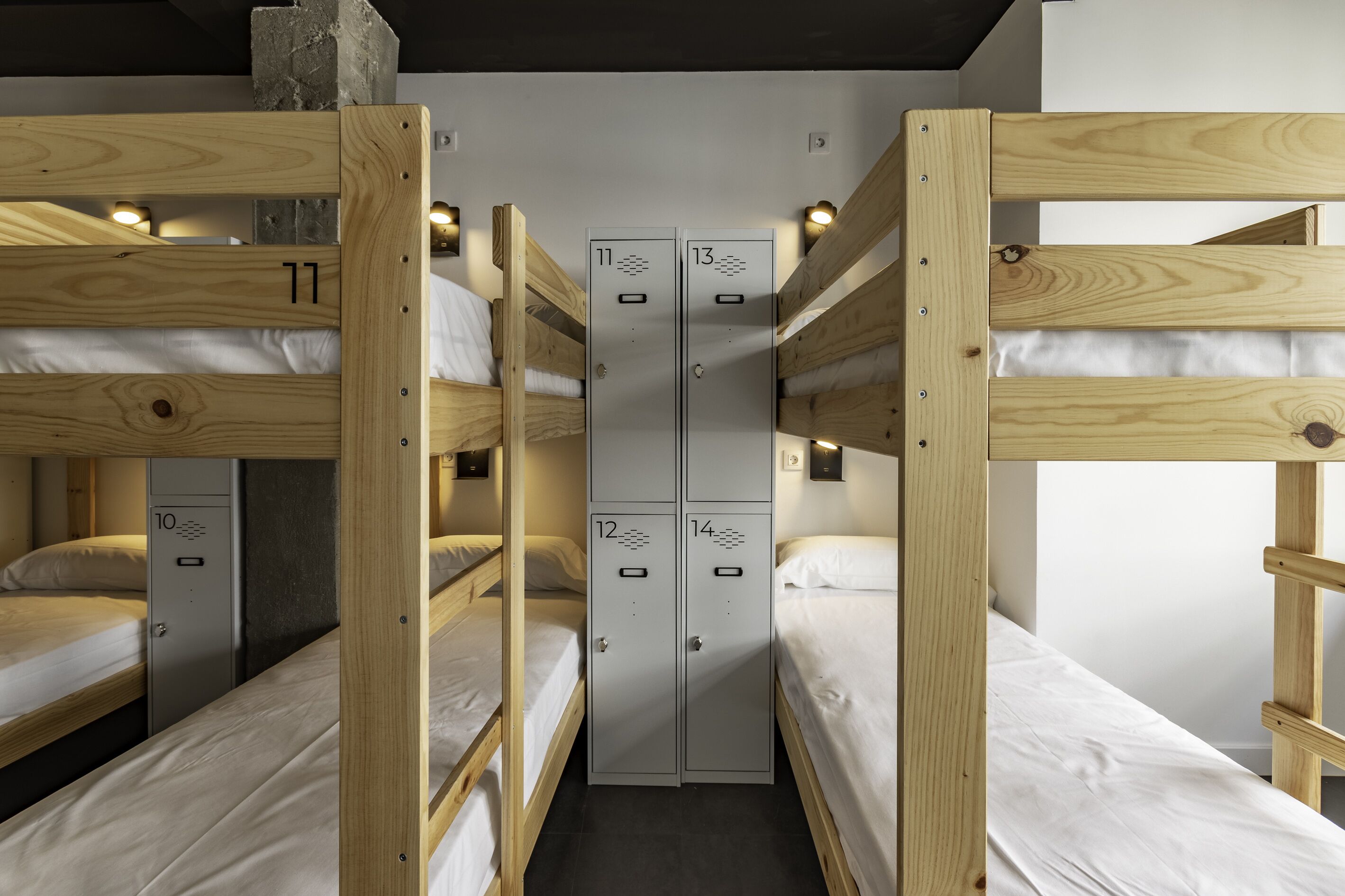 Ekoos Hostel