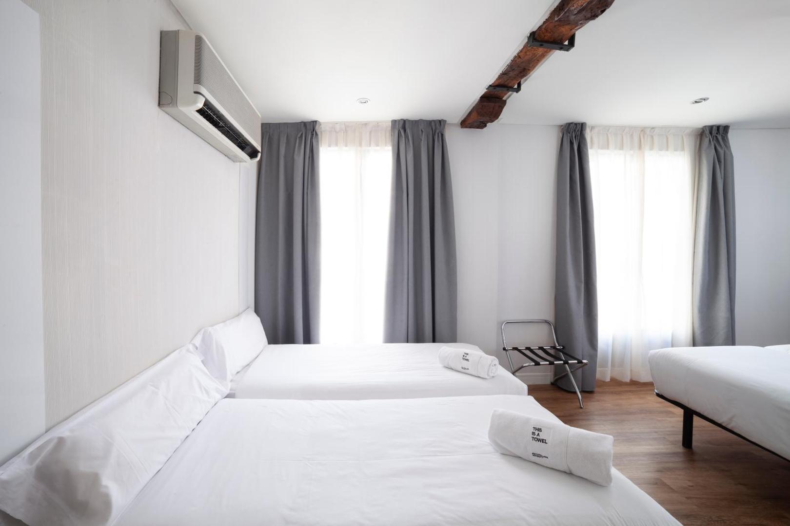 Petit Palace Arana