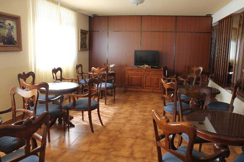 Hotel Alda Bueumar